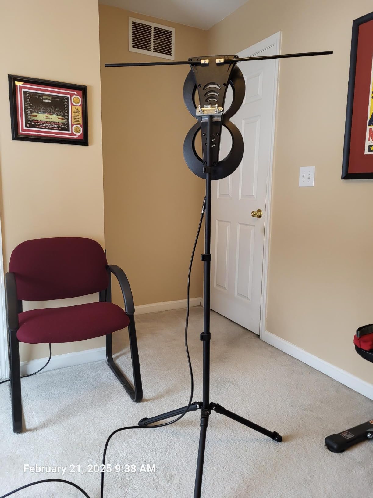 Ulanzi TT43 Extendable Photography Light Stand, Adjustable 6.23ft Aluminum Tripod, Reversible Portable Studio Lighting Tripod for Continute Output Lighting/Strobe Light/Webcams/Cameras/Softbox customer photo 1