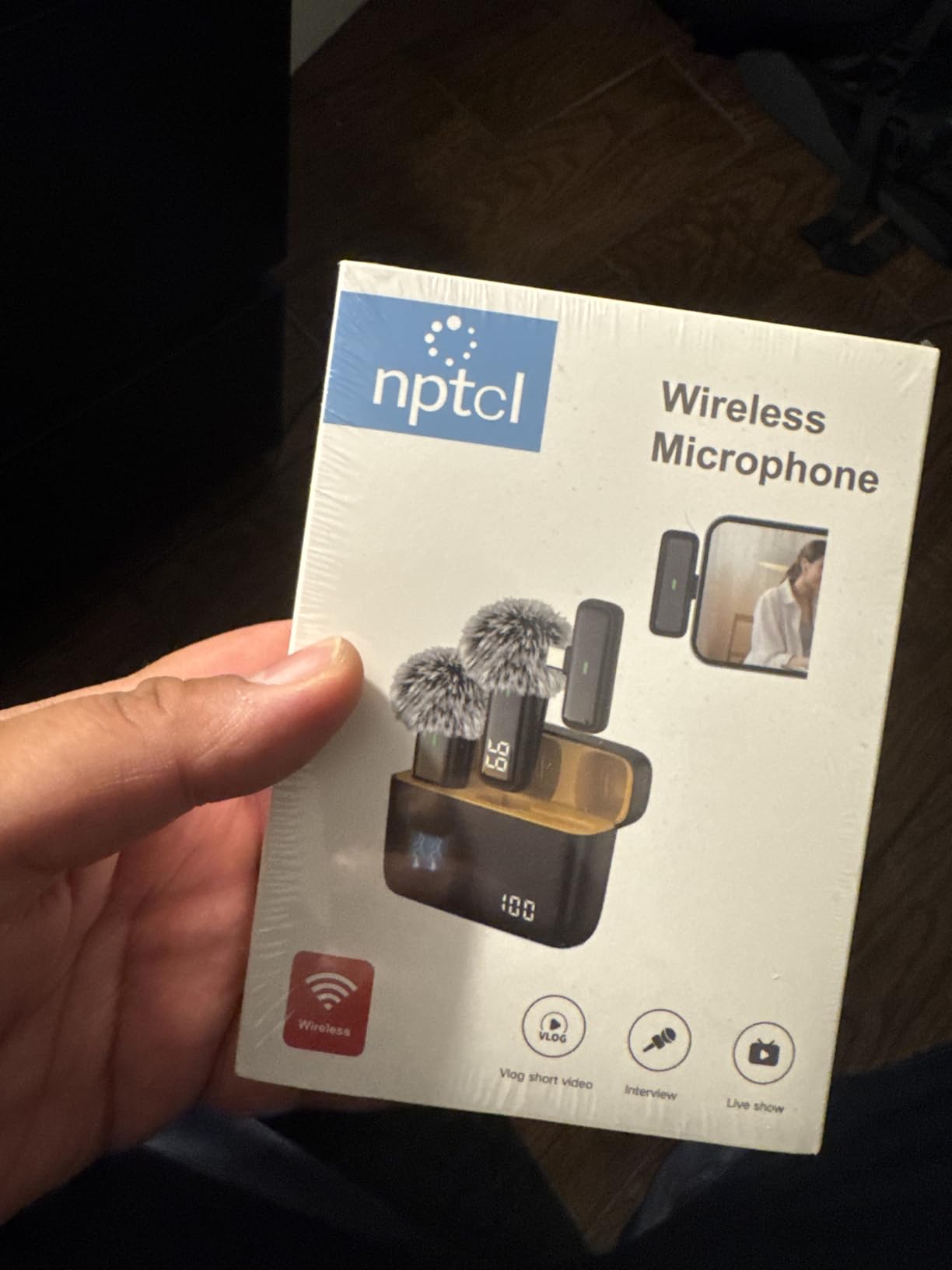 NPTCL 2 Pack Wireless Lavalier Microphone for iPhone 14/13/12/11 customer photo 1