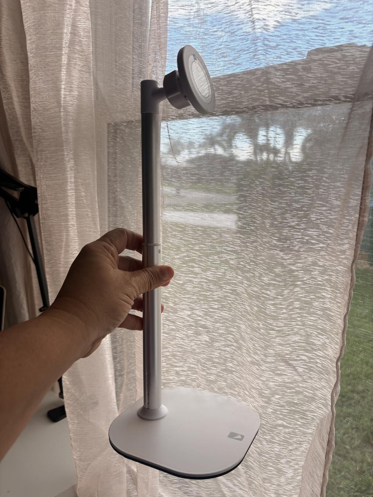 COOPER MagStand Magnetic Phone Stand for Desk, MagSafe Tripod, iPhone 17 customer photo 2
