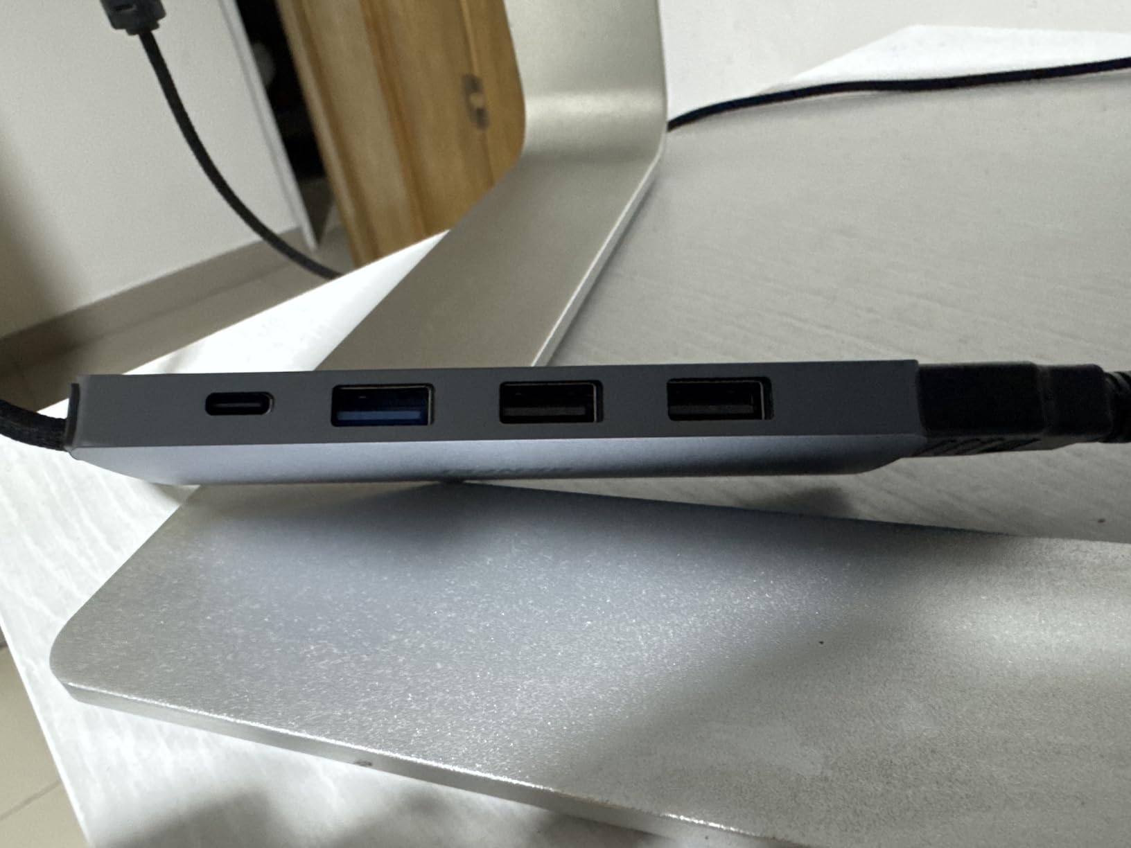 BENFEI USB C Hub 5-in-1 with 4K HDMI(Certified), 100W Power Delivery, 3 USB-A, Silicone Cable, Aluminum Case Compatible with MacBook Pro/Air, iPad Pro, iMac, iPhone 15 Pro/Pro Max, XPS, Thinkpad customer photo 1