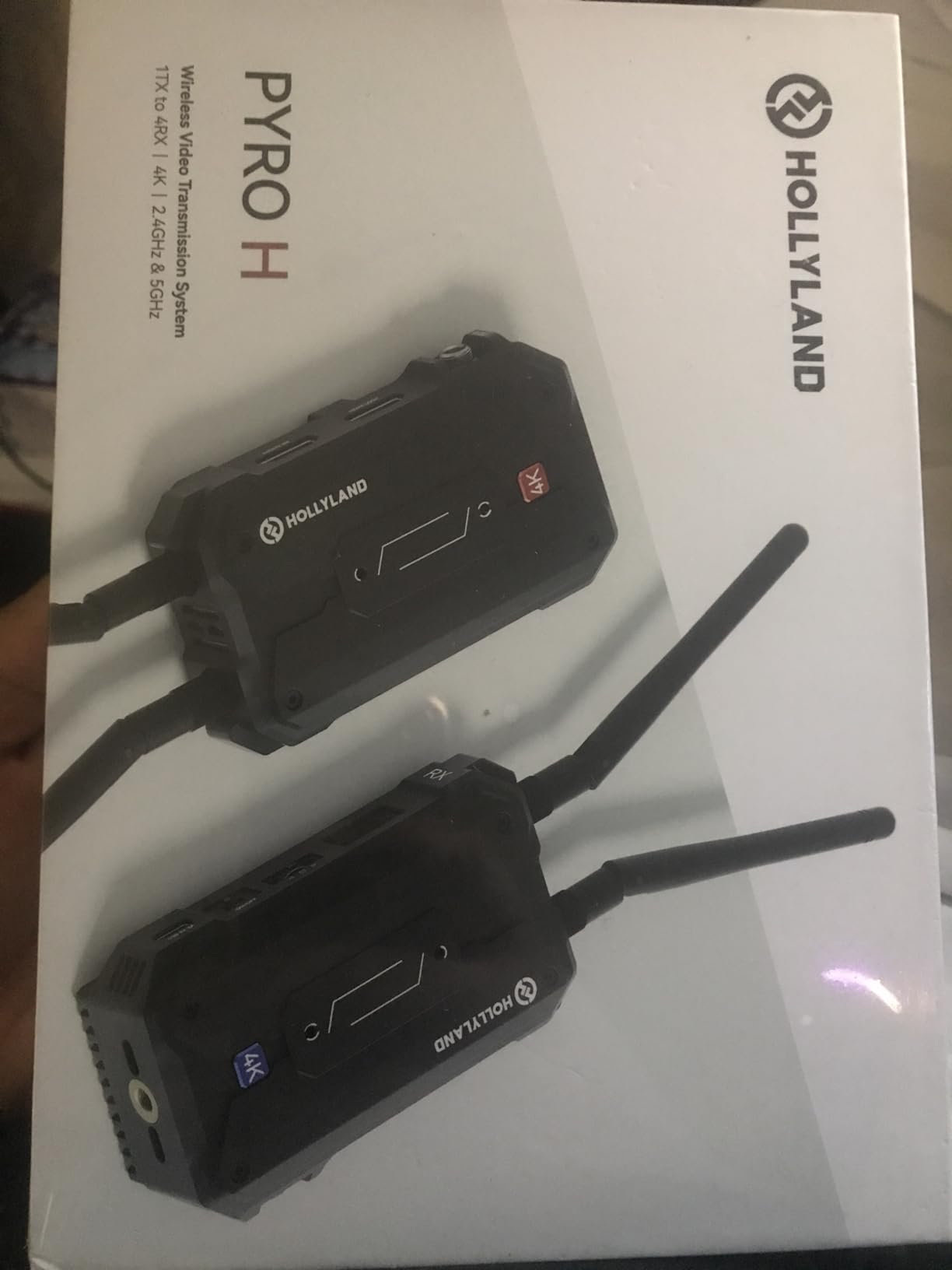 Hollyland Pyro H Wireless HDMI Video Transmission System, Dual-Band 4K30/1080p60 1300ft Los Range 60ms Latency, Up to 4 Receiver, Smart Channel Scan, UVC Live Stream (1TX+1RX) customer photo 1