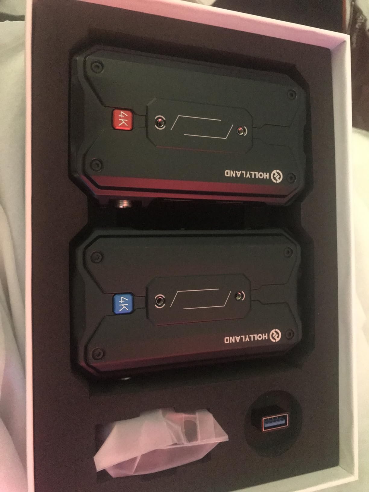 Hollyland Pyro H Wireless HDMI Video Transmission System, Dual-Band 4K30/1080p60 1300ft Los Range 60ms Latency, Up to 4 Receiver, Smart Channel Scan, UVC Live Stream (1TX+1RX) customer photo 2