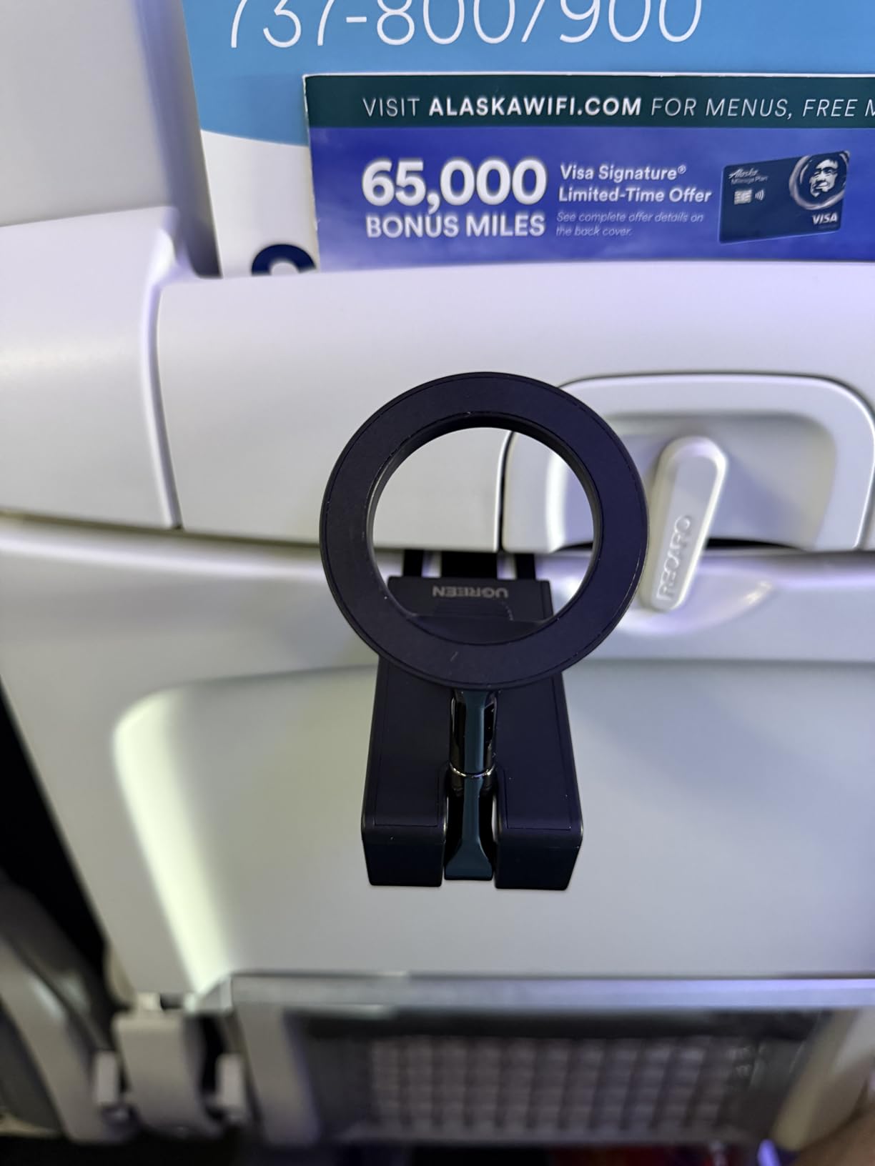 UGREEN Airplane Phone Holder for Magsafe Air Plane Travel Essentials Magnetic Phone Mount Compatible with iPhone 17 Air 16 15 14 Plus 13 12 Pro Max Mini Magsafe Case, Handsfree for Long Flight Flying customer photo 2