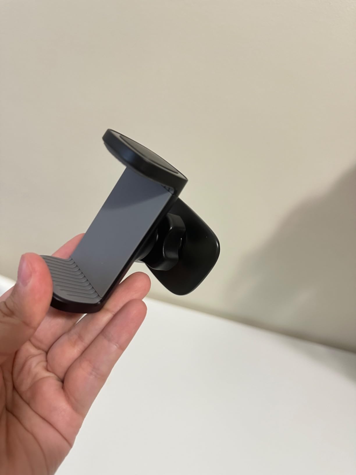2026 Multi-functional Magnetic Phone Holder for Gym Golf Cart, 360° Rotatable Gym Phone Holder Camera Bracket Workout Record, or Any Metal Surface, Gym Magnet Phone Mount Fits for 4.7-7