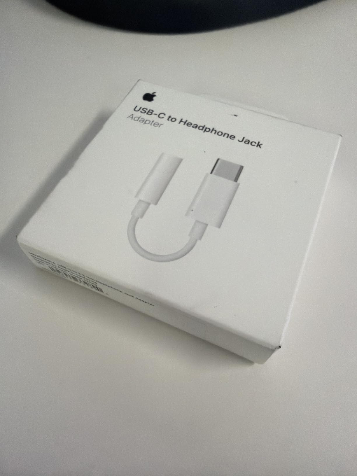 Apple USB-C to 3.5 mm Headphone Jack Adapter customer photo 1
