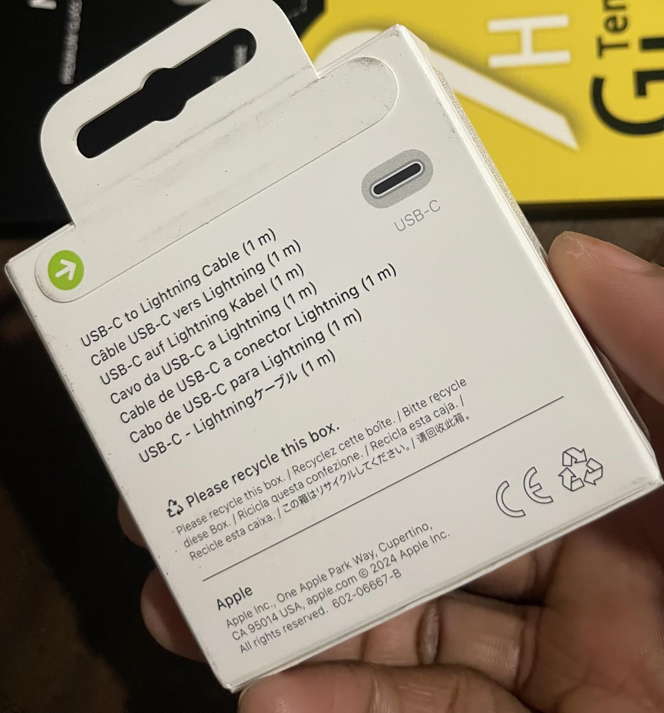 Apple USB-C to Lightning Cable (2 m) | Device charging and data transfer with 6.6ft length and USB-C to Lightning connectors customer photo 1
