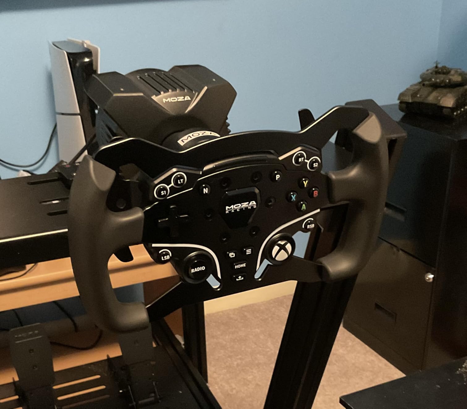 MOZA R3 Racing Wheel and Pedals Bundle for Xbox & PC,3.9Nm DD Servo Motor With Aviation-Grade Aluminum Construction,Durable ISF PU Grips 11-inch Racing Wheel,SR-P Lite Dual Pedals customer photo 2