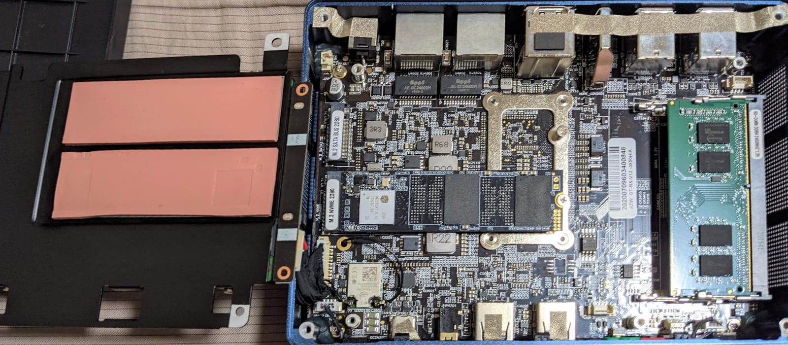 Beelink EQR7 Mini PC, Ryzen 7 7735U 8C/16T, 24G LPDDR5 RAM 1T SSD customer photo 1