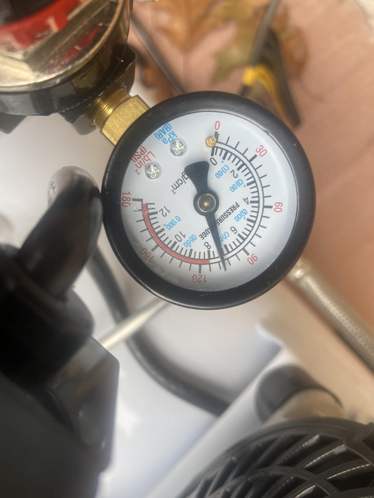 Quiet Oil-Free Air Compressor, 68 dB, 2.8 CFM @ 90 PSI, 5 Gallon Air Tank customer photo 2