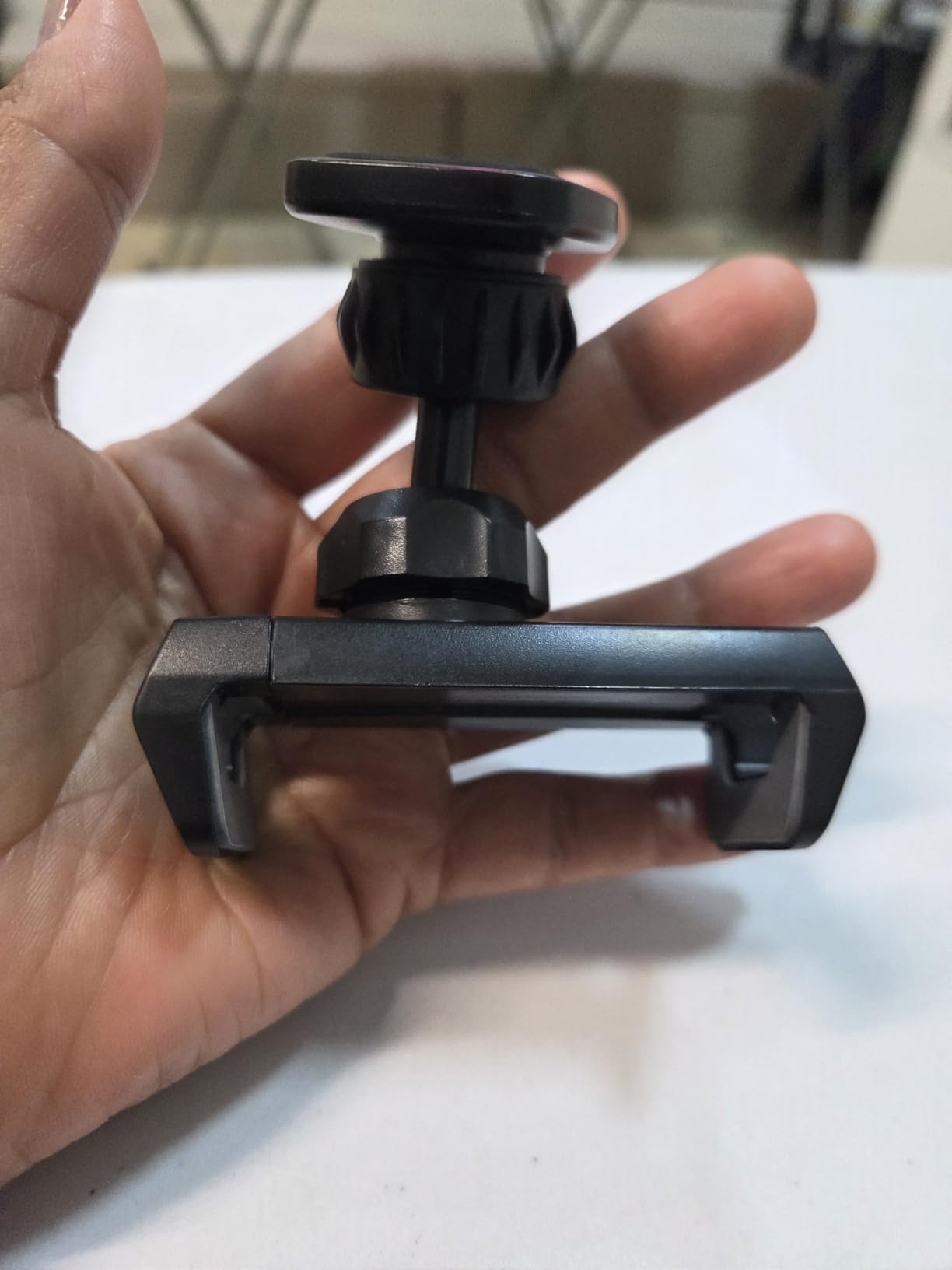 Coolpow Magnetic Phone Holder for Gym【Strong Magnets】 Tripod Mount Ring Gym Magnetic Phone Holder Attach to Metal Surface, Gym Accessories for Mothers Gift Essentials for All Smartphones 4.7-7