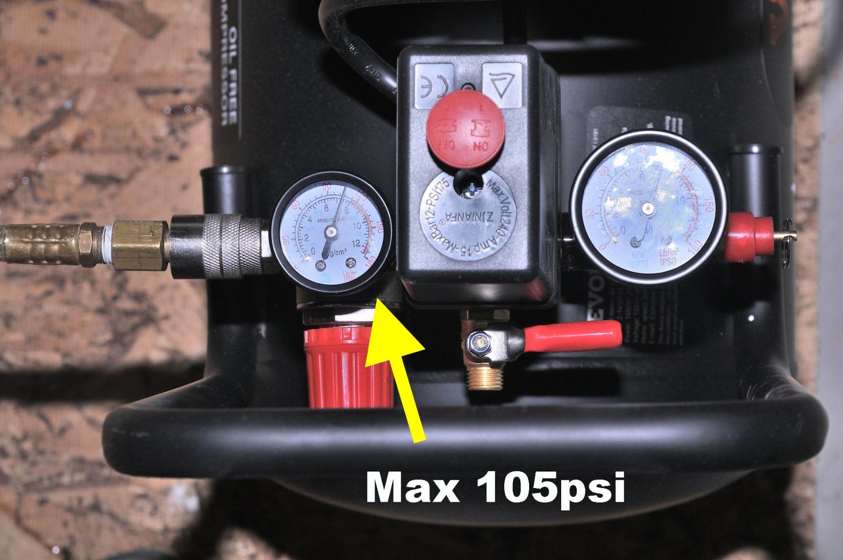 VEVOR Air Compressor, 15 Gallon Steel Tank, 2HP 5.3 CFM@90 PSI Oil Free Air Compressor & Max. 125PSI Pressure, 78dB Ultra Quiet Portable Compressor, for Auto Repair, Tire Inflation, Spray Painting customer photo 2