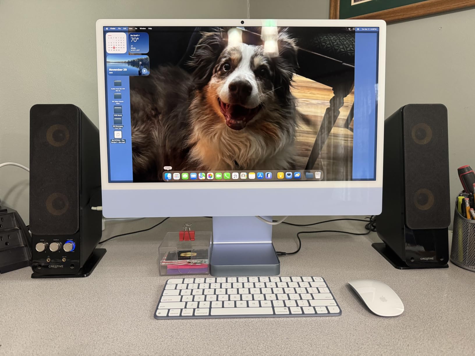 Apple 2024 iMac All-in-One Desktop Computer with M4 chip with 10-core CPU and 10-core GPU: Built for Apple Intelligence, 24-inch Retina Display, 16GB Unified Memory, 512GB SSD Storage; Blue customer photo 2