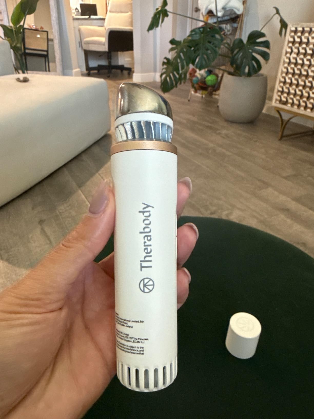 Therabody TheraFace Depuffing Wand – Cold and Heat Skincare Treatment to Depuff and Glow; Beauty Wand, Face Roller and Eye Massager for Eye Puffiness, Dark Circles and Skin Radiance (White) customer photo 1