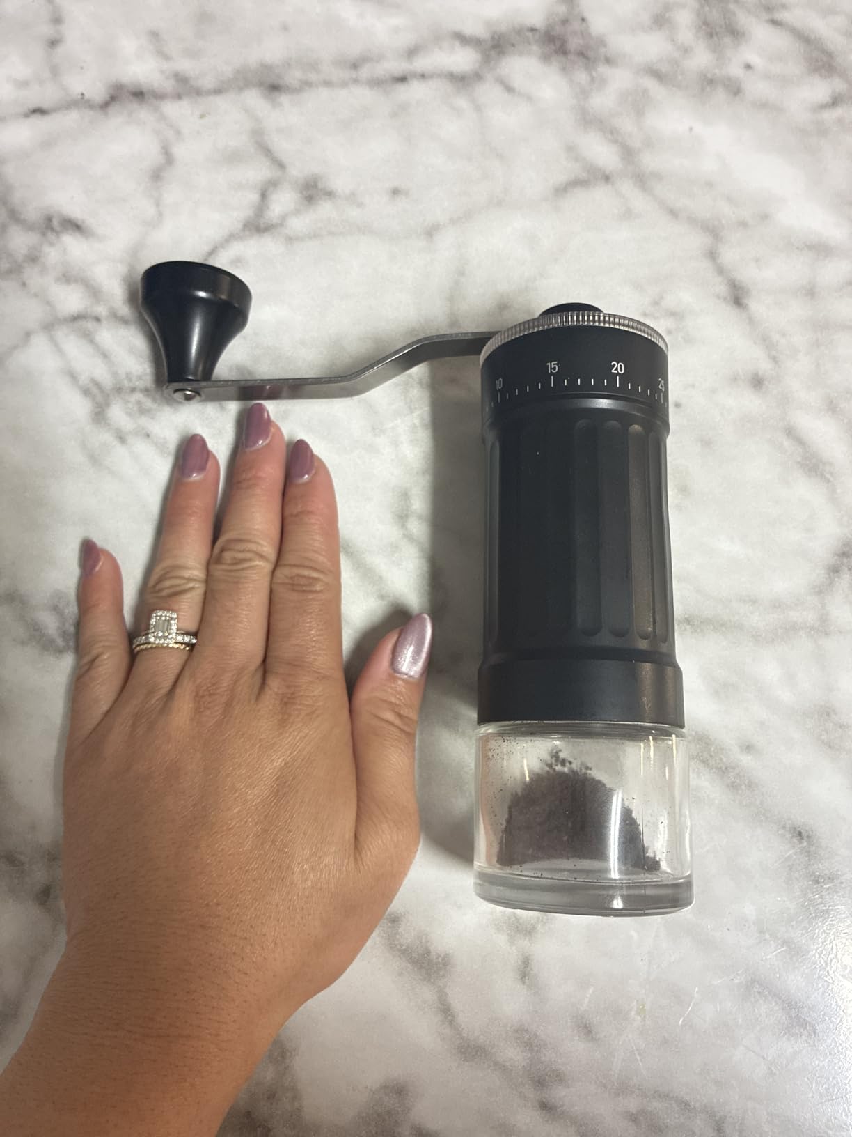CEVING Mini Manual Coffee Grinder With 40 Adjustable Settings, Black customer photo 1