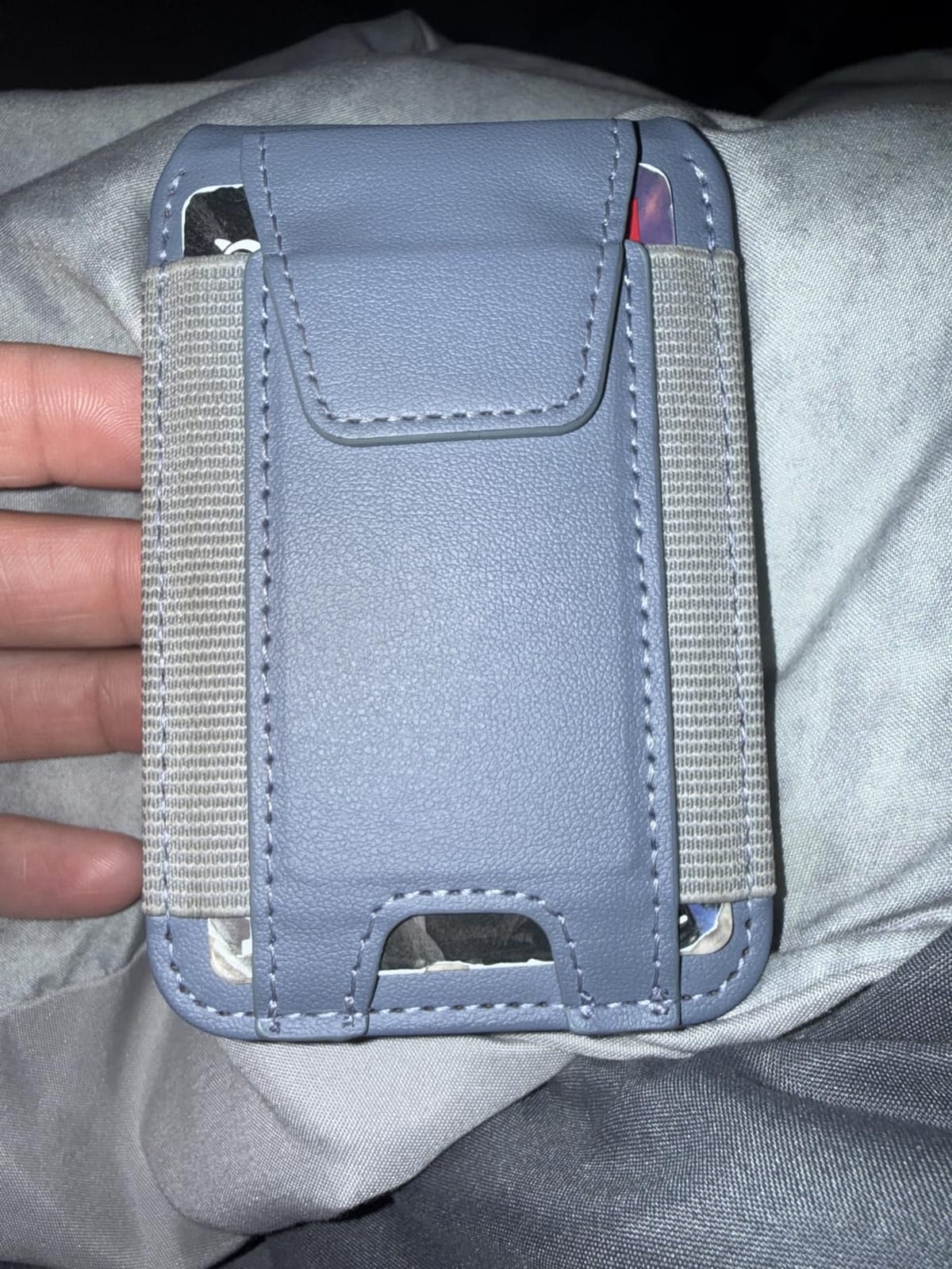 for MagSafe Wallet Works with Apple Find My, Strongest Magnetic Wallet customer photo 1