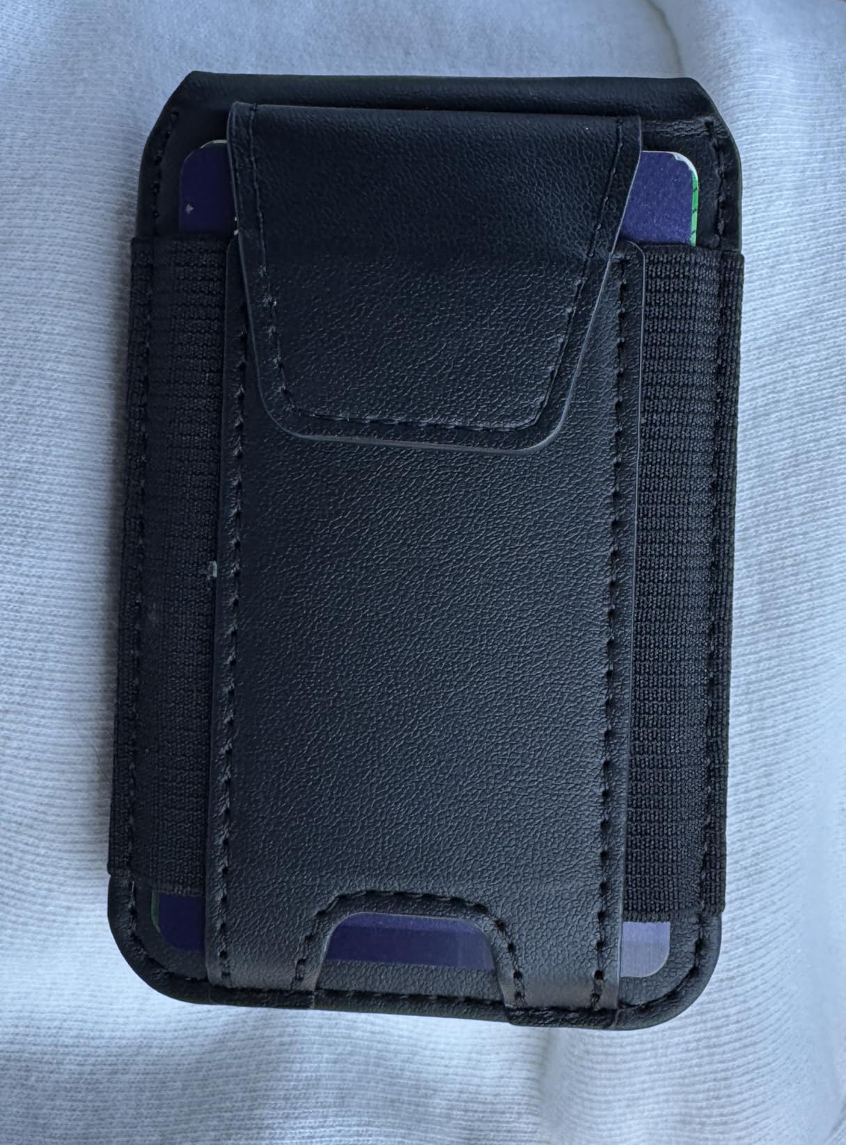 for MagSafe Wallet Works with Apple Find My, Strongest Magnetic Wallet customer photo 2