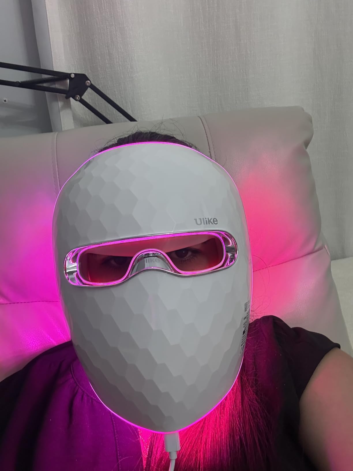 Ulike Red Light Therapy Mask for Face,360° full face coverage customer photo 2