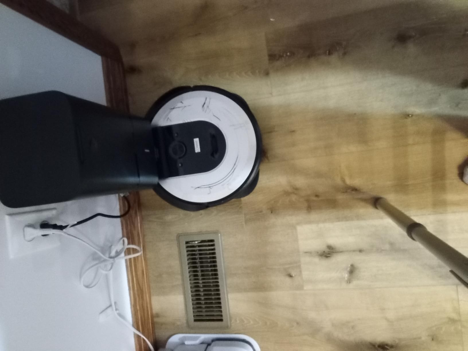 iRobot Roomba Plus 505 Combo Robot Vacuum & Mop with AutoWash Dock - Extending Spinning Mop Pads, Self-Empties, Pad Wash & Heated Drying, Self-cleaning, Recognizes & Avoids Obstacles, LiDAR Navigation customer photo 2