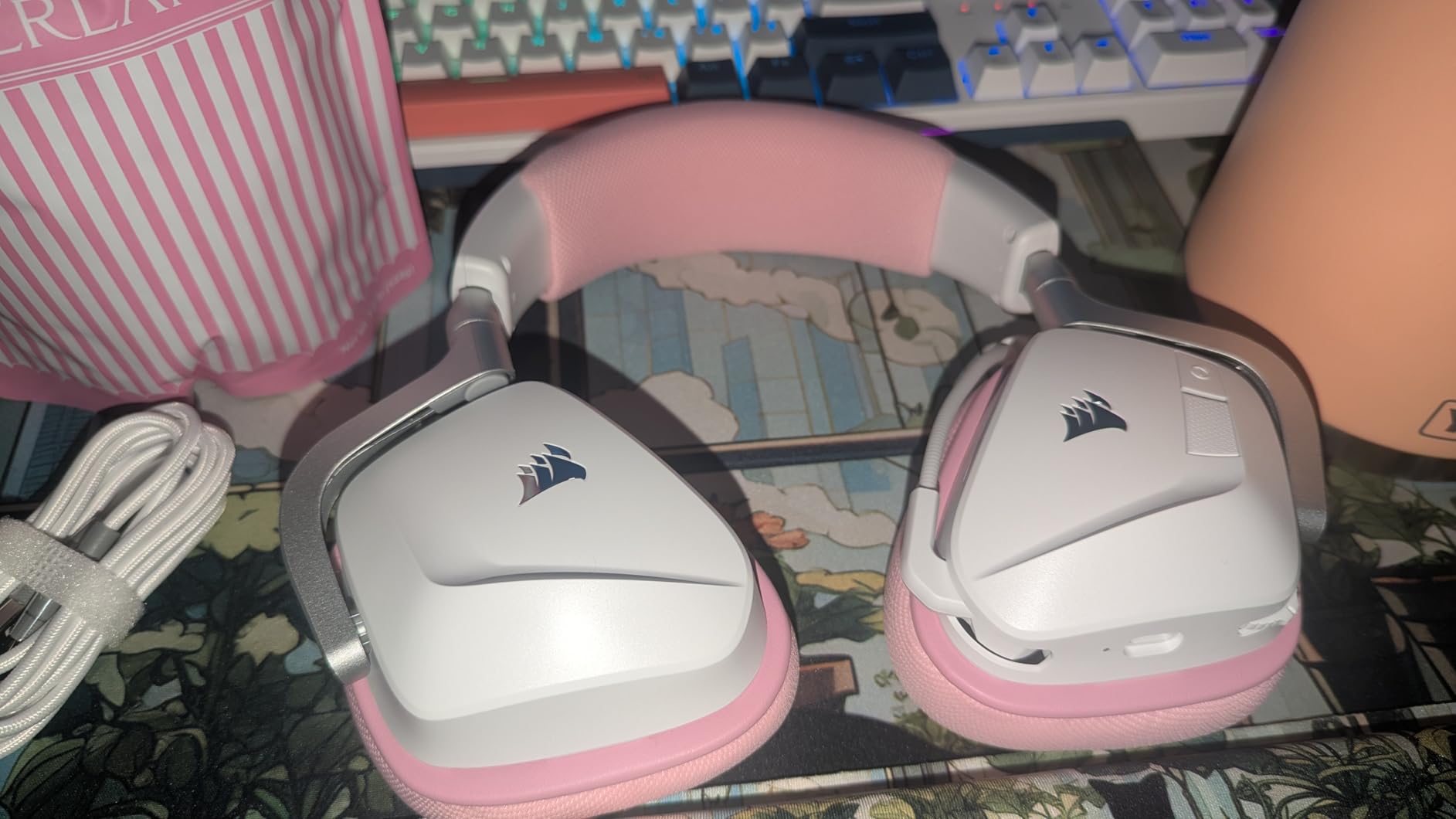 Corsair Void v2 Wireless Bluetooth PC PS5 Switch Gaming Headset – Black customer photo 1