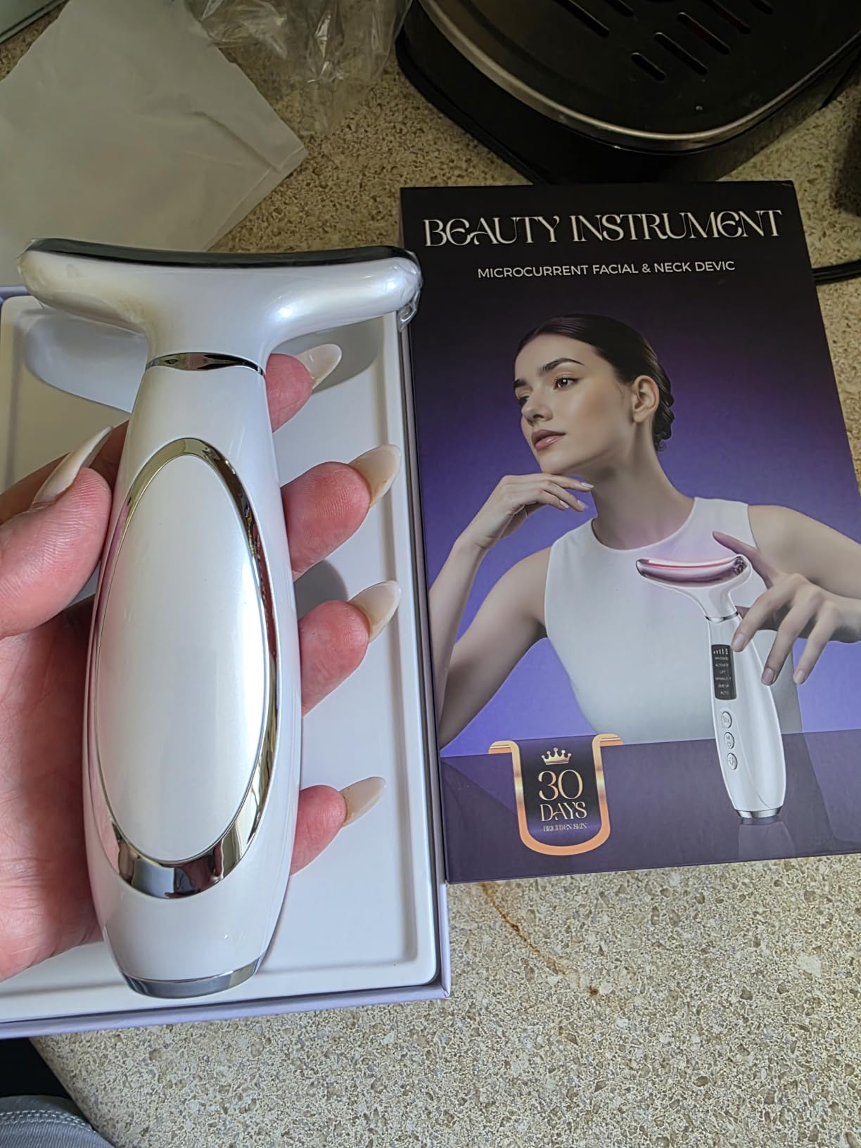 Red Light Therapy for Face and Neck, 7-Color LED Face Massager with EMS, Heat & Vibration, 6 Modes & 4 Intensities, Rechargeable Face Sculpting Tool for At-Home Skincare customer photo 2
