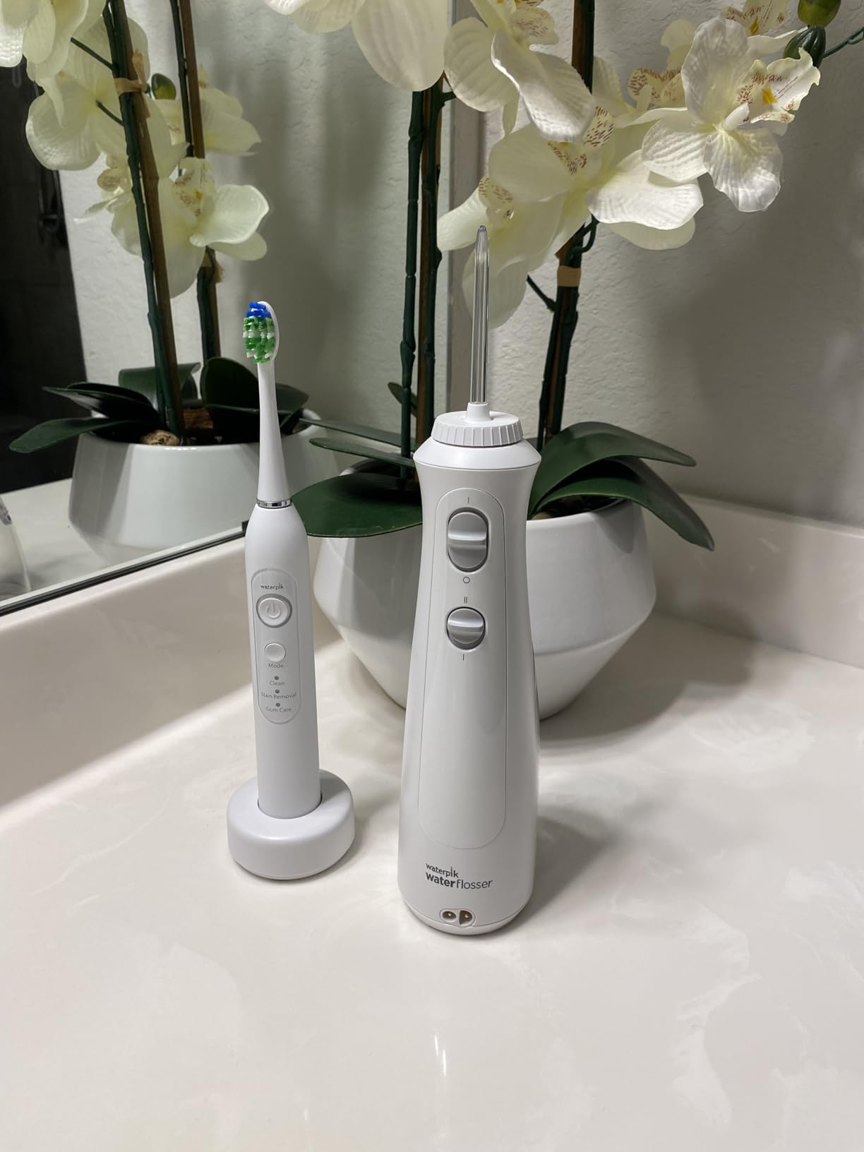 Waterpik Cordless Pearl and Sensonic Rechargeable Electric Toothbrush and Water Flosser Combo, Complete Dental Care for Teeth, Gums, Braces and Travel – ADA Accepted, White customer photo 2
