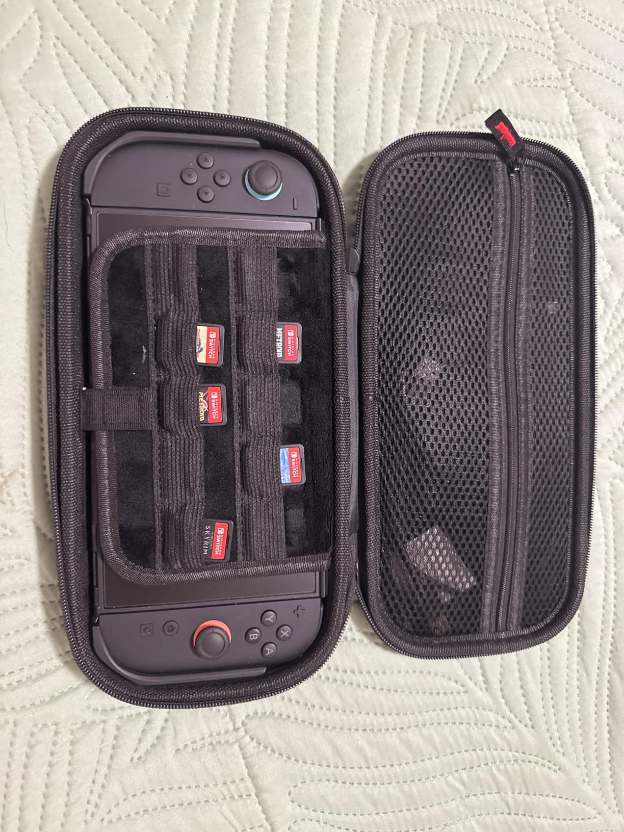 Auarte [Charge Inside Carrying Case for Switch 2 Console (2025)/OLED customer photo 2