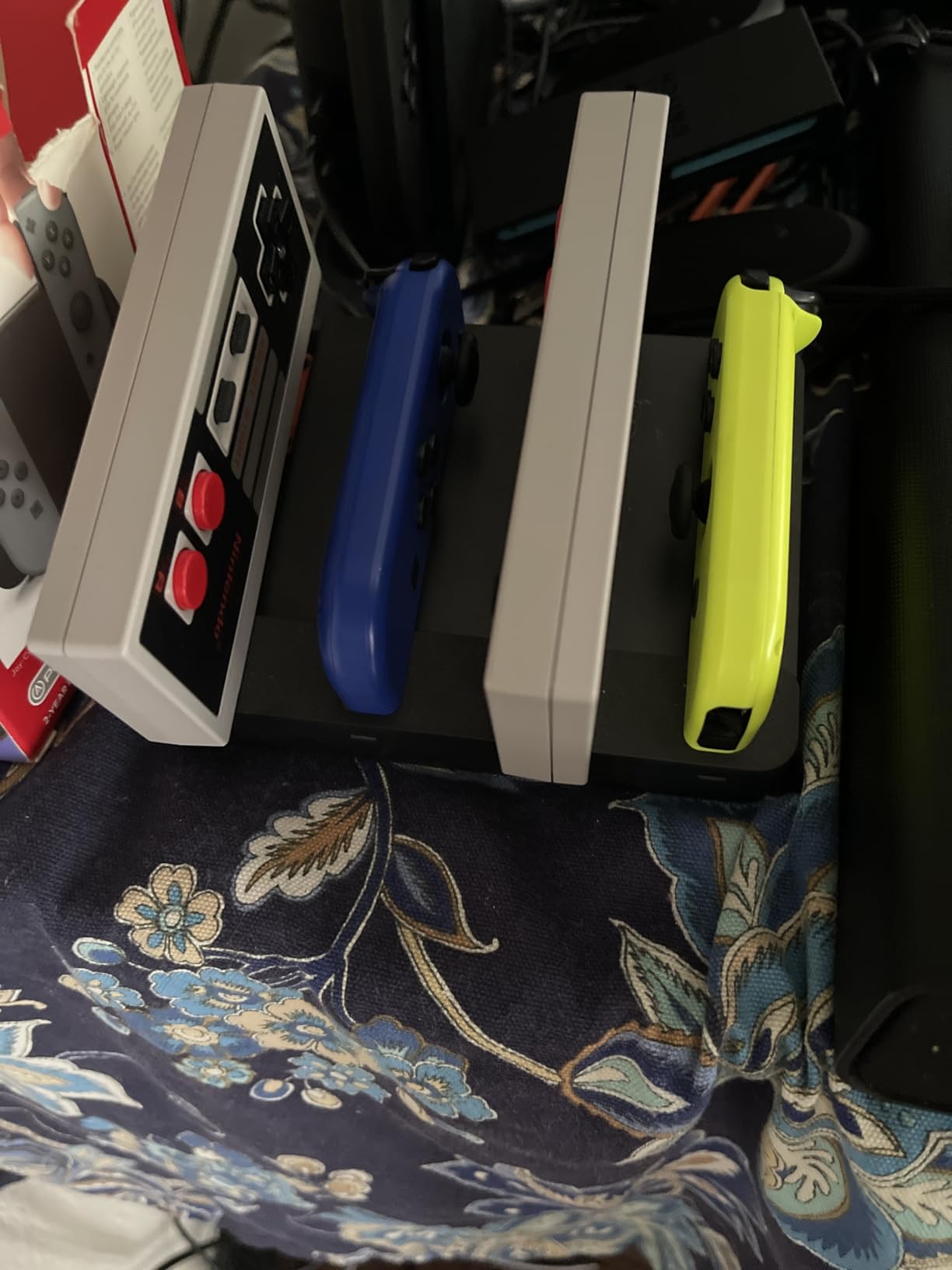 FYOUNG [Switch 2/1 Both] Controller Charger, Charging Dock for JoyCon 2 customer photo 1