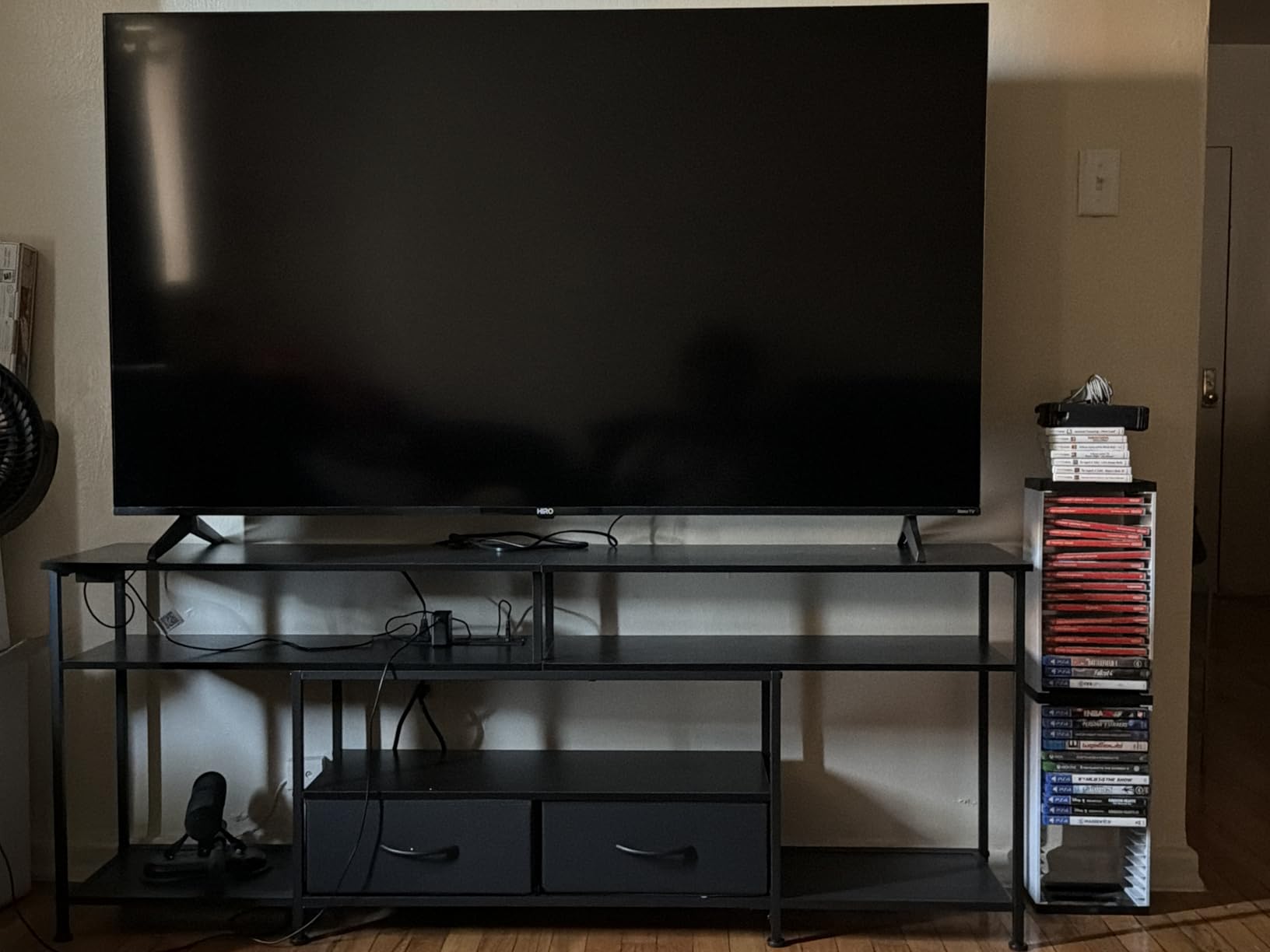 Huuger TV Stand for 75 80 Inch TV, Entertainment Center with Power Outlets and LED Lights, 70.9 Inch TV Console for Living Room, Media Console with Drawers and Shelves, Black customer photo 2