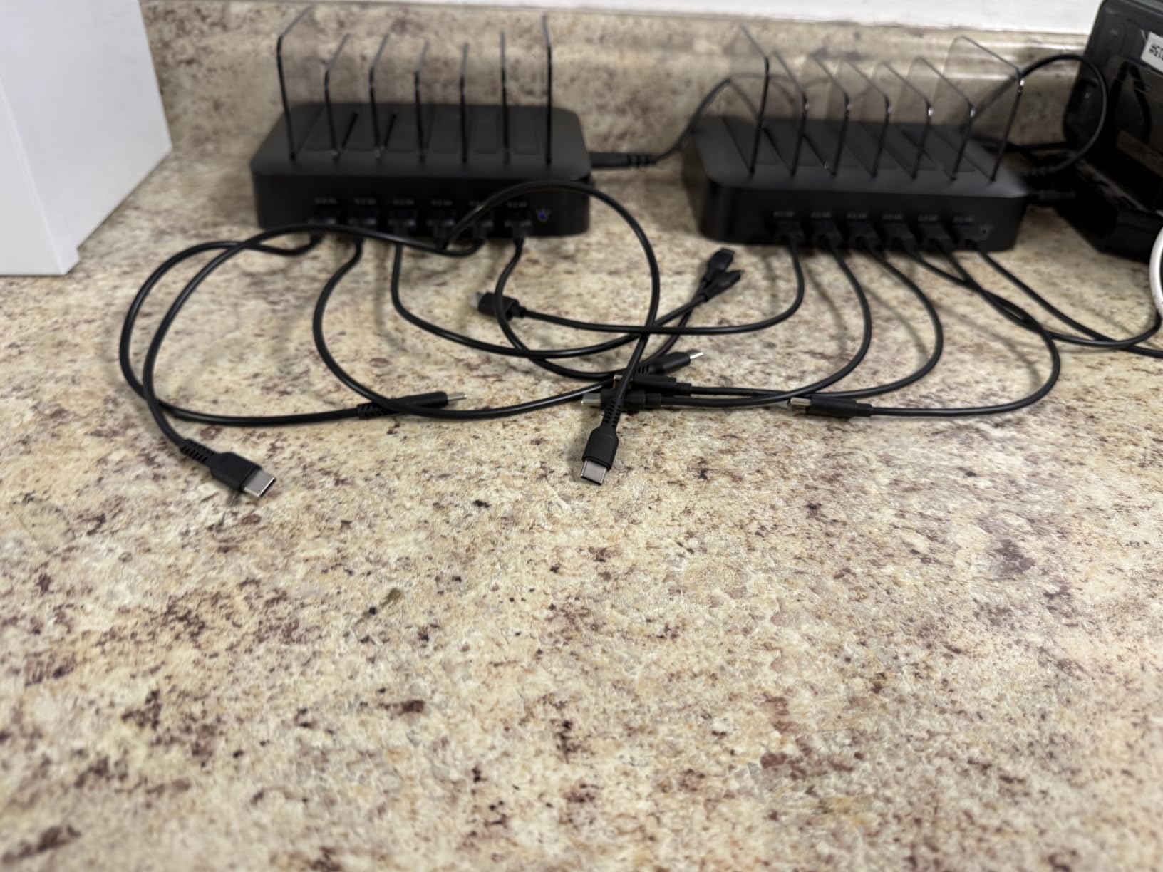 MSTJRY Charging Station for Multiple Devices : 6 Port USB Charger Stations - Family Multi-Device Organizer Charging Dock - Designed for iPhone iPad Android Cell Phone Tablet and Electronic, Black customer photo 1