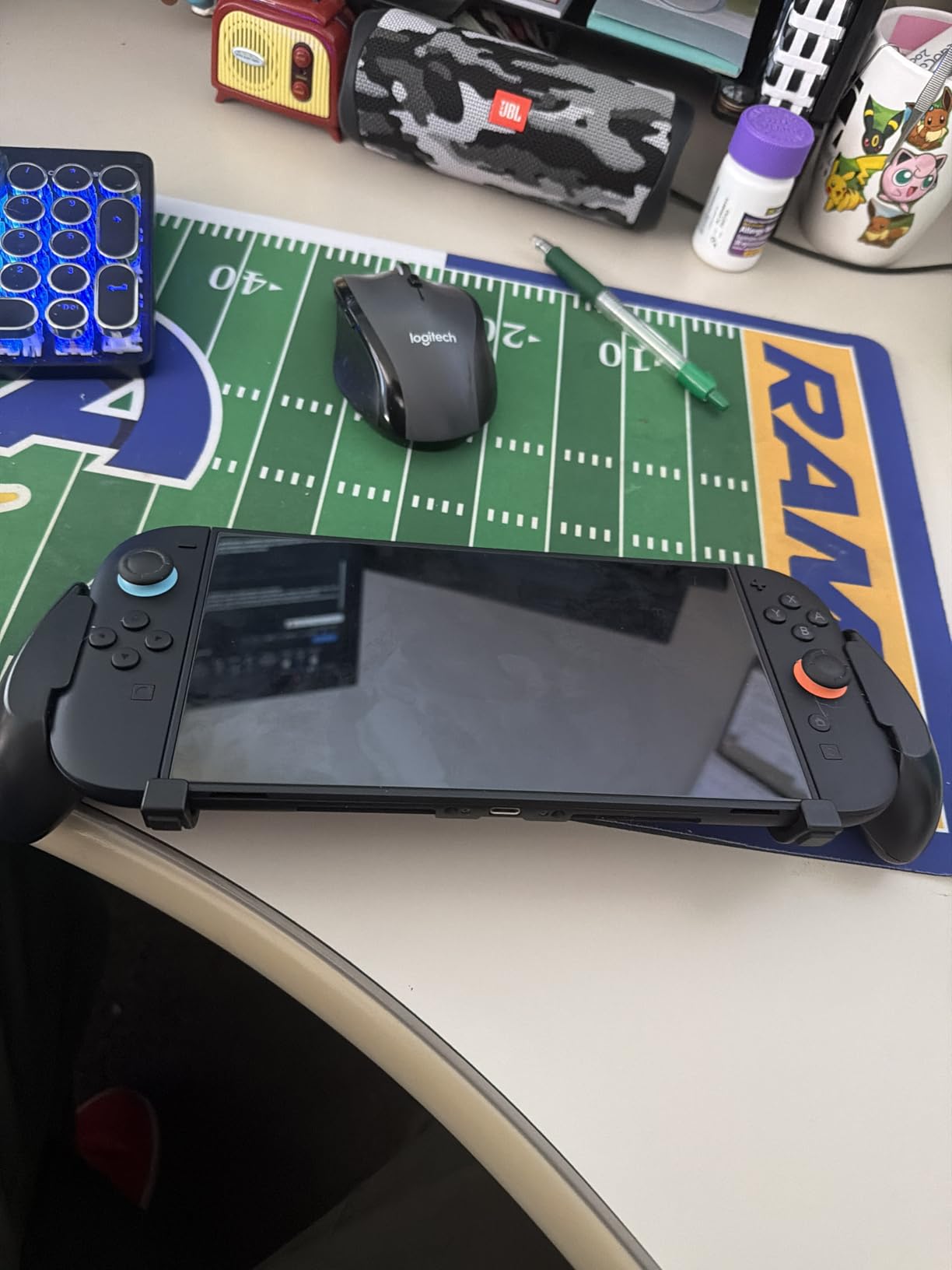 Mcbazel Console Grip with 5 Game Slots Compatible with Nintendo Switch 2 (2025), Ergonomic Grip Hard Shell for Users Who Prefer Handheld Mode, Black (NOT for Switch 1) customer photo 2