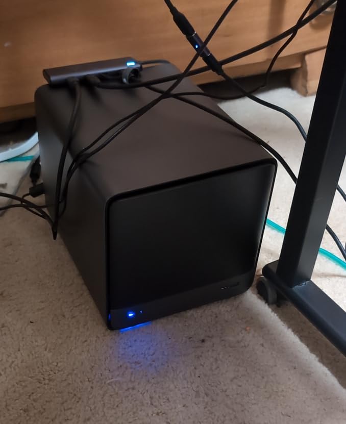 MINISFORUM N5 Pro 5-Bay Desktop AI NAS, AMD Ryzen AI 9 HX PRO 370 12-Core/24T CPU, 128GB SSD, 1x10GbE, 1x5GbE, 1xM.2+2xU.2/M.2 Slots, 2xUSB4(8K), 8K HDMI, OCuLink, Network Attached Storage (Diskless) customer photo 1