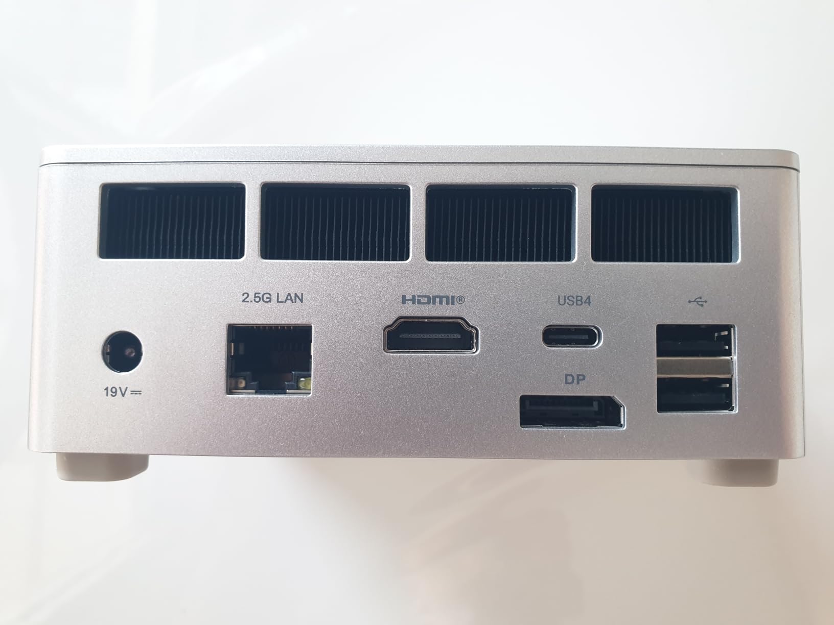 MINISFORUM M1 Pro-125H Mini PC Intel Core Ultra 5 125H (14C/18T, Up to 4.5Ghz), 32GB DDR5 1TB SSD, Mini Computers HDMI2.1/DP1.4/2xUSB4 Quad Display, 2.5G LAN, OCuLink, Dual Speaker/DMIC, WiFi 7, BT5.4 customer photo 1