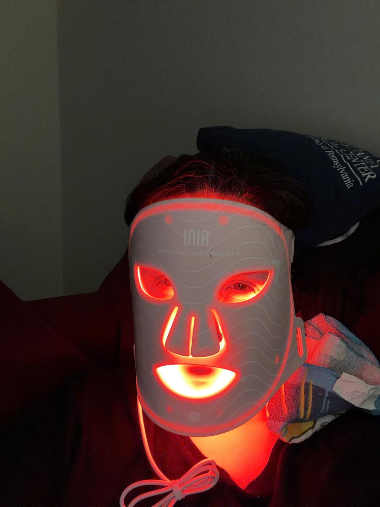 INIA Red Light Therapy Mask for Face, 850nm NIR, Red/Blue LED Light 4 Modes customer photo 1
