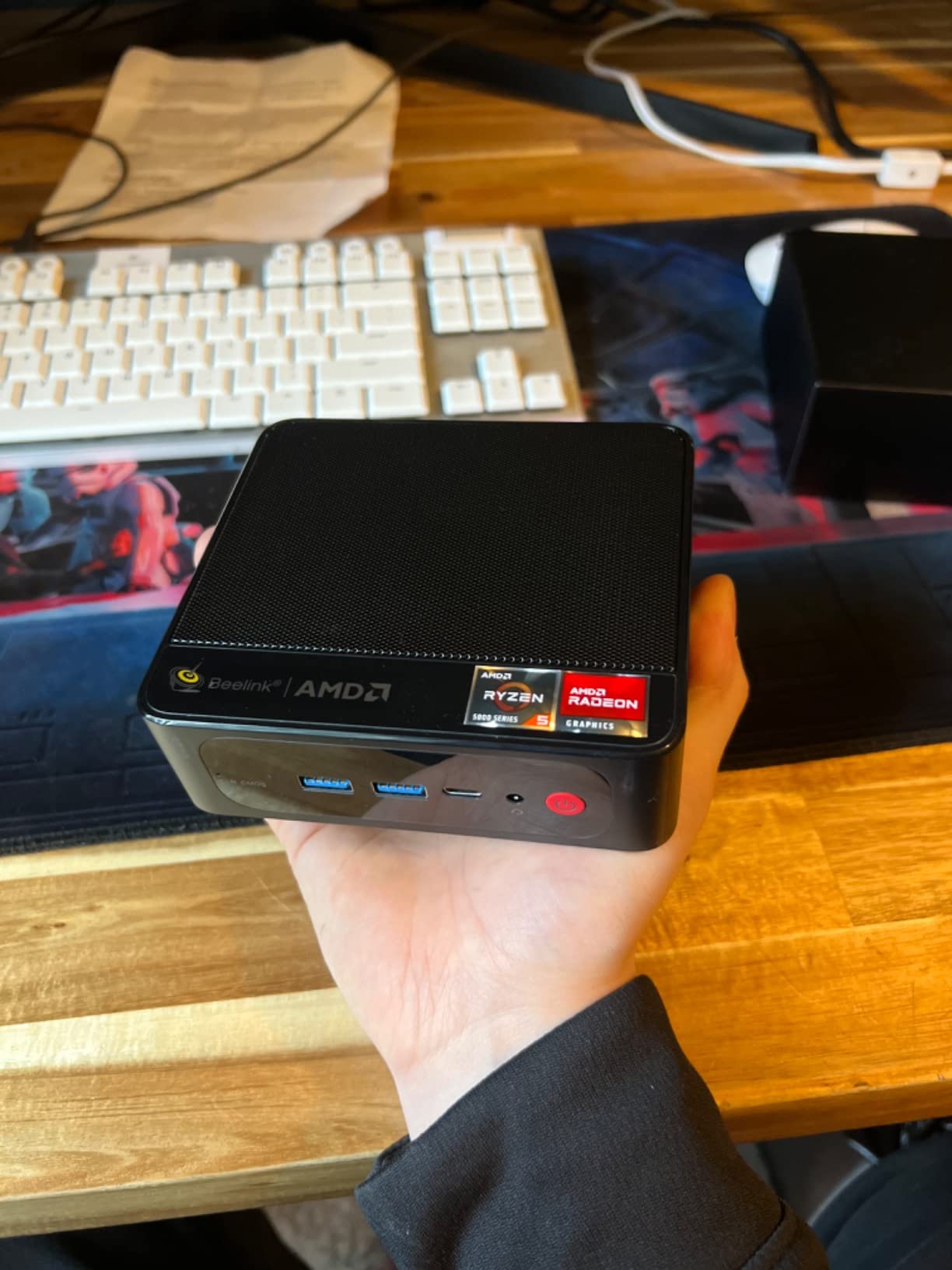Beelink SER9 Pro Mini PC, AMD Ryzen 7 H 255(up to 4.9GHz) 8C/16T | Mini Computer 24GB LPDDR5X RAM 1TB NVMe PCIe 4.0 SSD, 4K Triple Display Built-in DSP/Mic/WiFi6/BT5.2/WOL customer photo 1