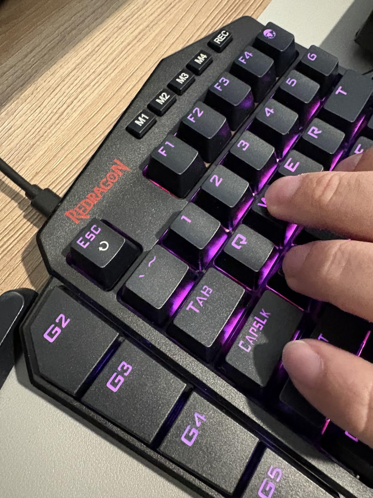 Redragon K585 HE Wired Rapid Trigger Magnetic One-Handed RGB Gaming Keypad customer photo 1