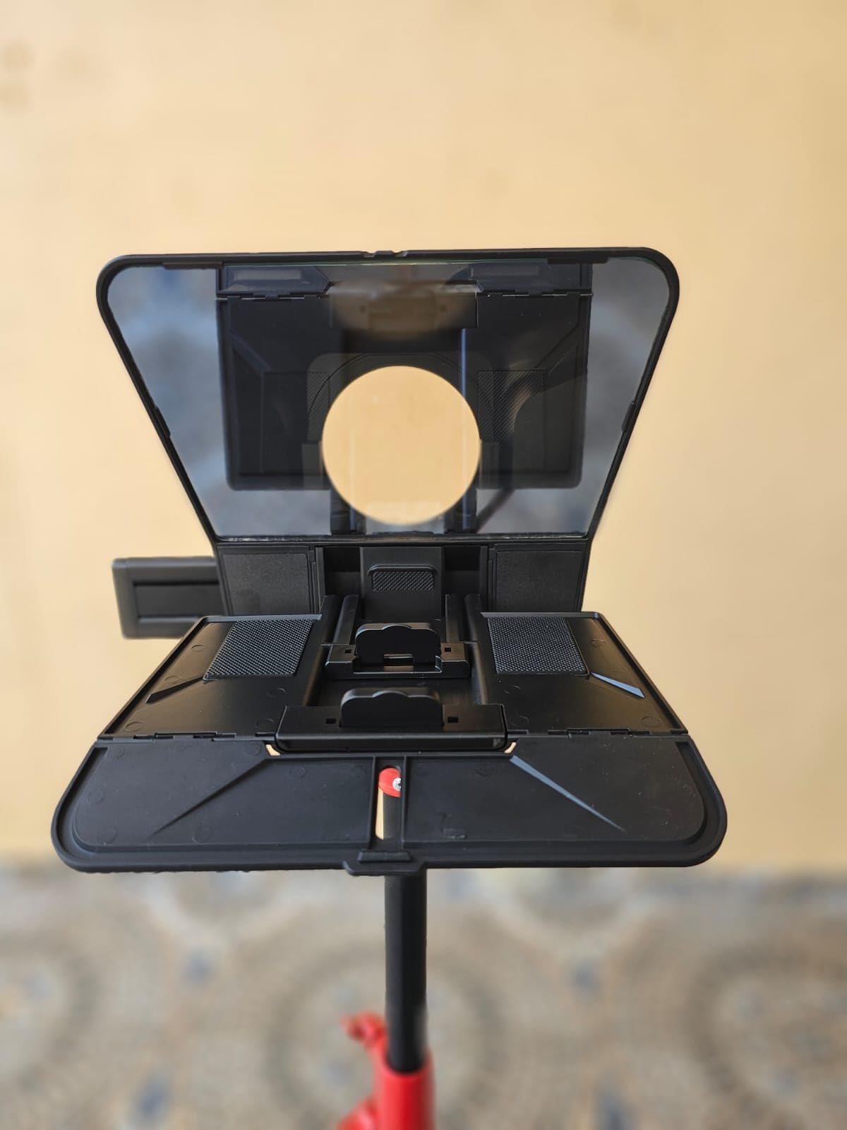 Desview T5 Teleprompter for Smartphone & Tablet, Video Recording | Compatible with DSLR Cameras. Includes 49-82mm Adapter Rings, Coated Glass, Bluetooth Remote, Free App for Streaming customer photo 1