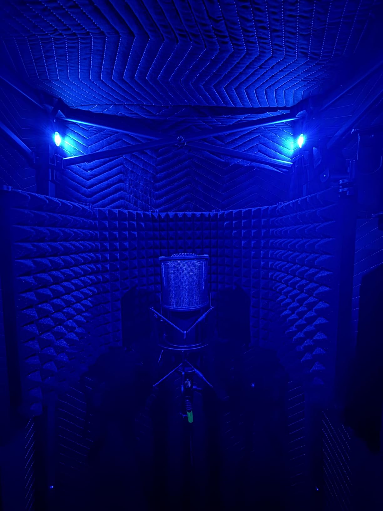 Portable Recording Booth Sound Booth for Recording Echo-Free Vocals Complete Home Recording Studio Foldable Vocal Booth with Travel Bag for Voiceovers, Podcasts & Music (XL Booth) customer photo 2