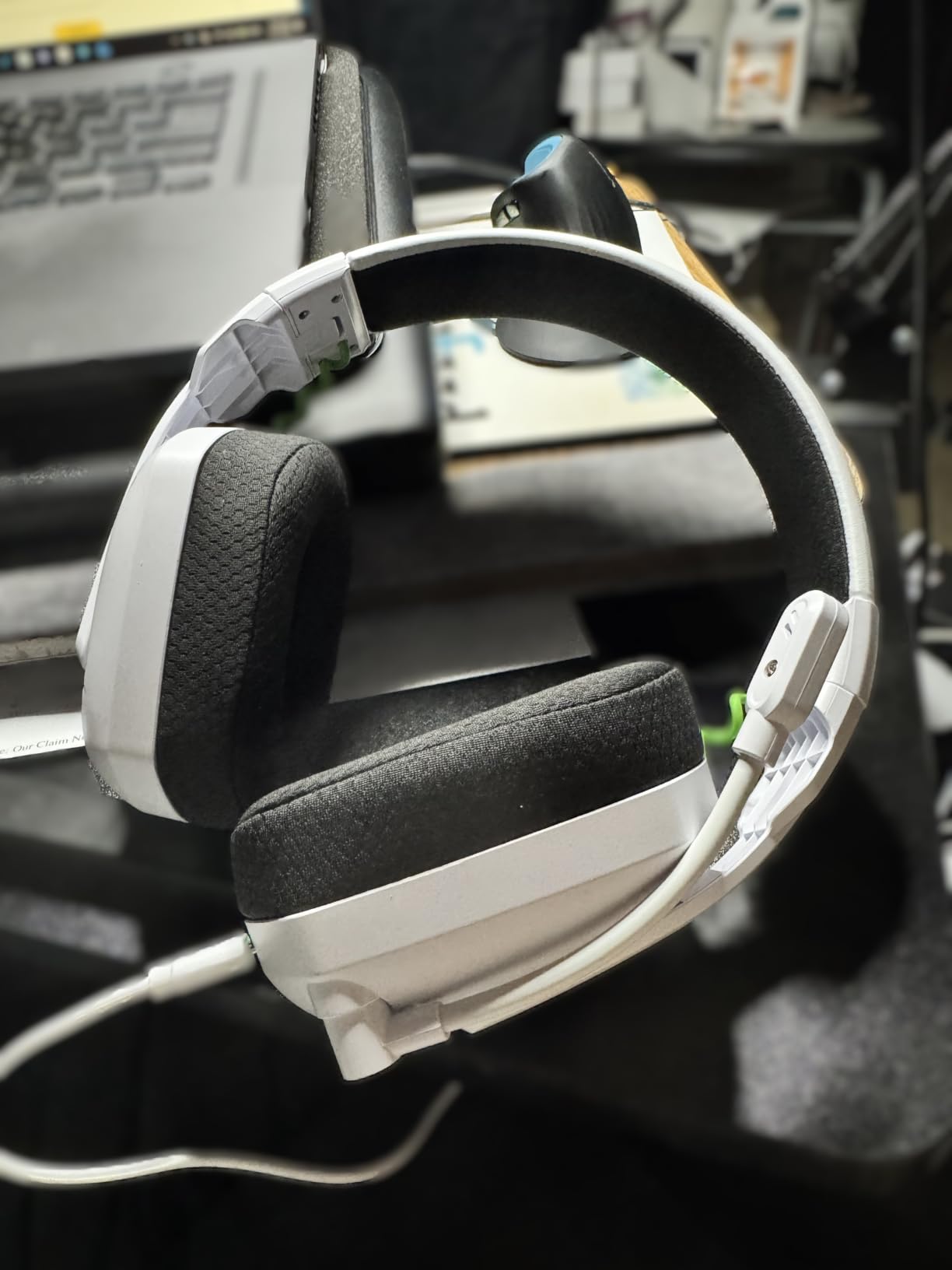 WESEARY Wireless Gaming Headset for PS5, PS4, PC, Switch| 20ms Low Latency customer photo 2