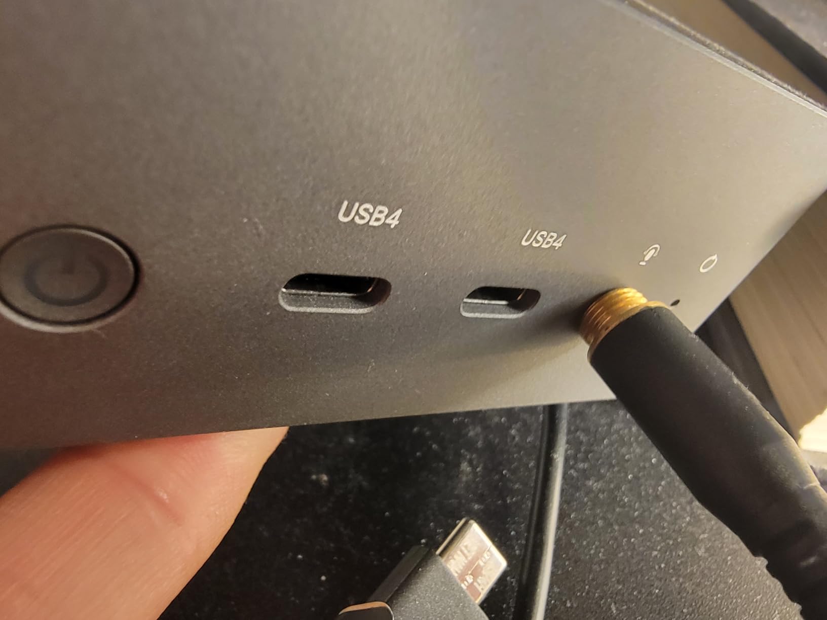 Reatan X8 Mini PC, AMD Ryzen AI 9 HX 470, 48GB DDR5 5600MHz 1TB, OcuLink customer photo 2