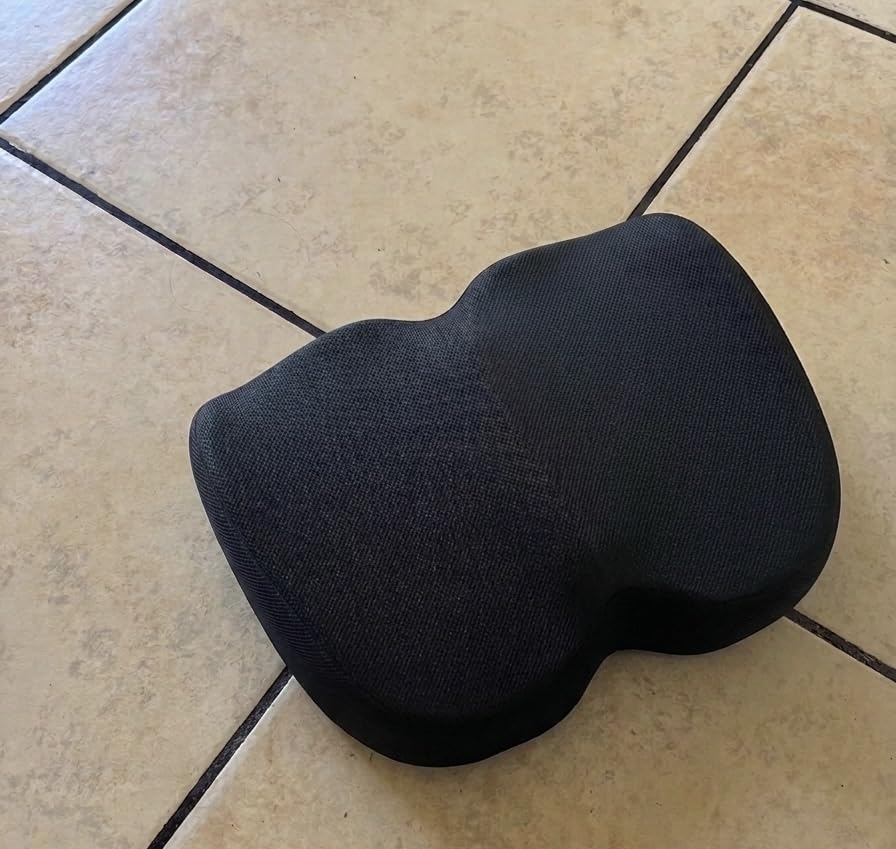 Everlasting Comfort Foot Rest for Under Desk at Work - Memory Foam Office Foot Stool & Under Desk Footrest Leg Elevation Pillow for Gaming & Home Office, Supports Posture customer photo 1