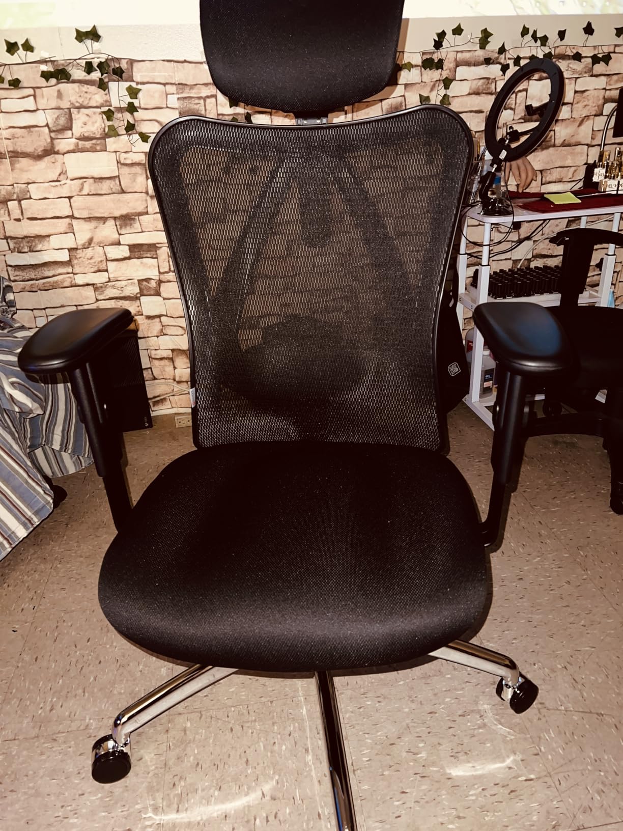 SIHOO B100 PRO Ergonomic Mesh Office Chair with Footrest customer photo 1