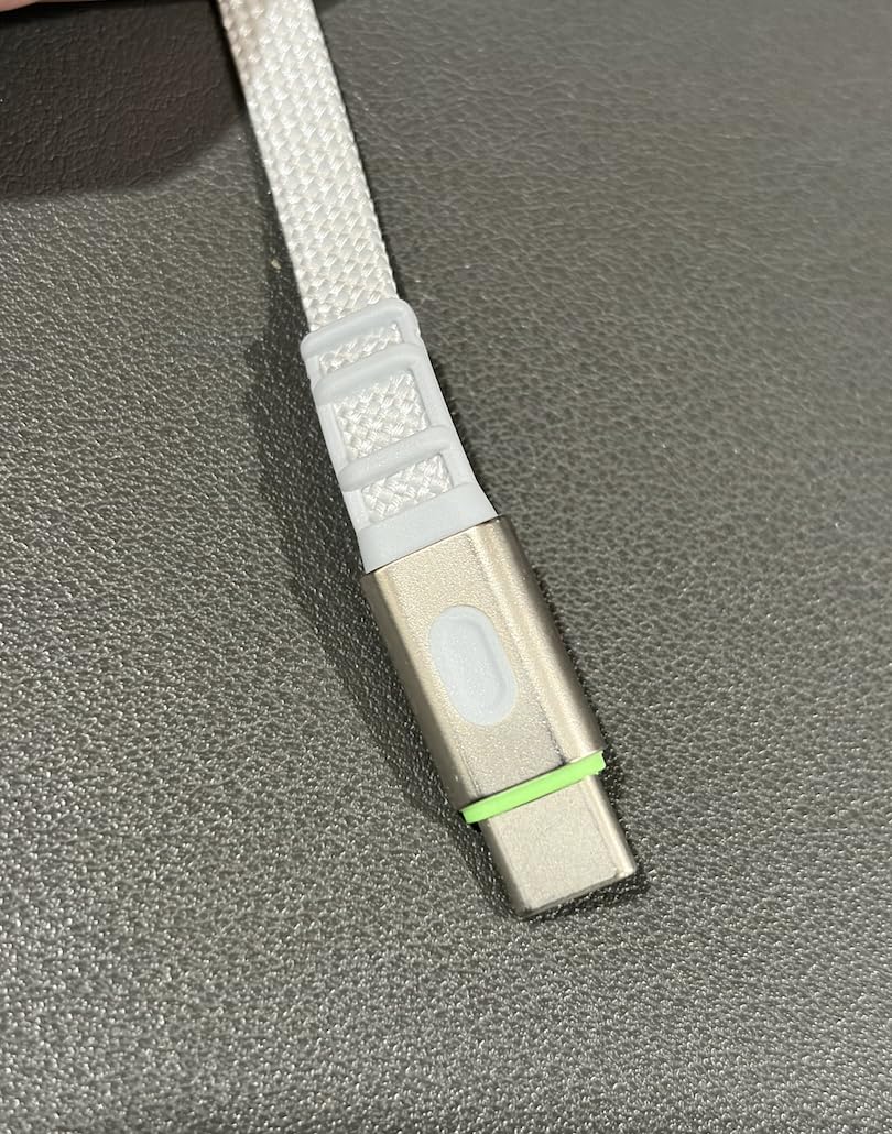 TALIX 240W Retractable USB C to USB C Cable, PD 3.2 Fast Charging-4.92FT customer photo 2