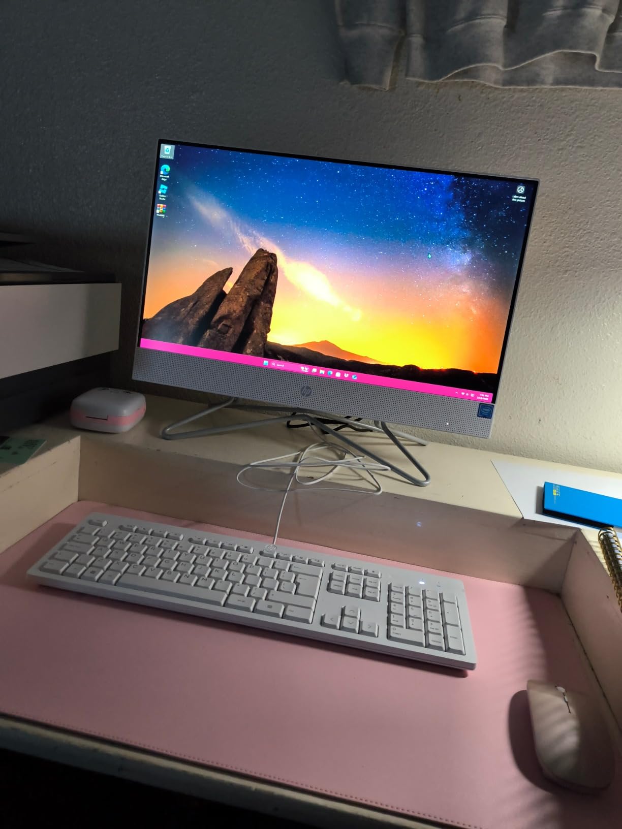 HP 24“ OmniStudio All-in-One Desktop Computer, 16GB DDR5 RAM, 640GB Storage customer photo 2