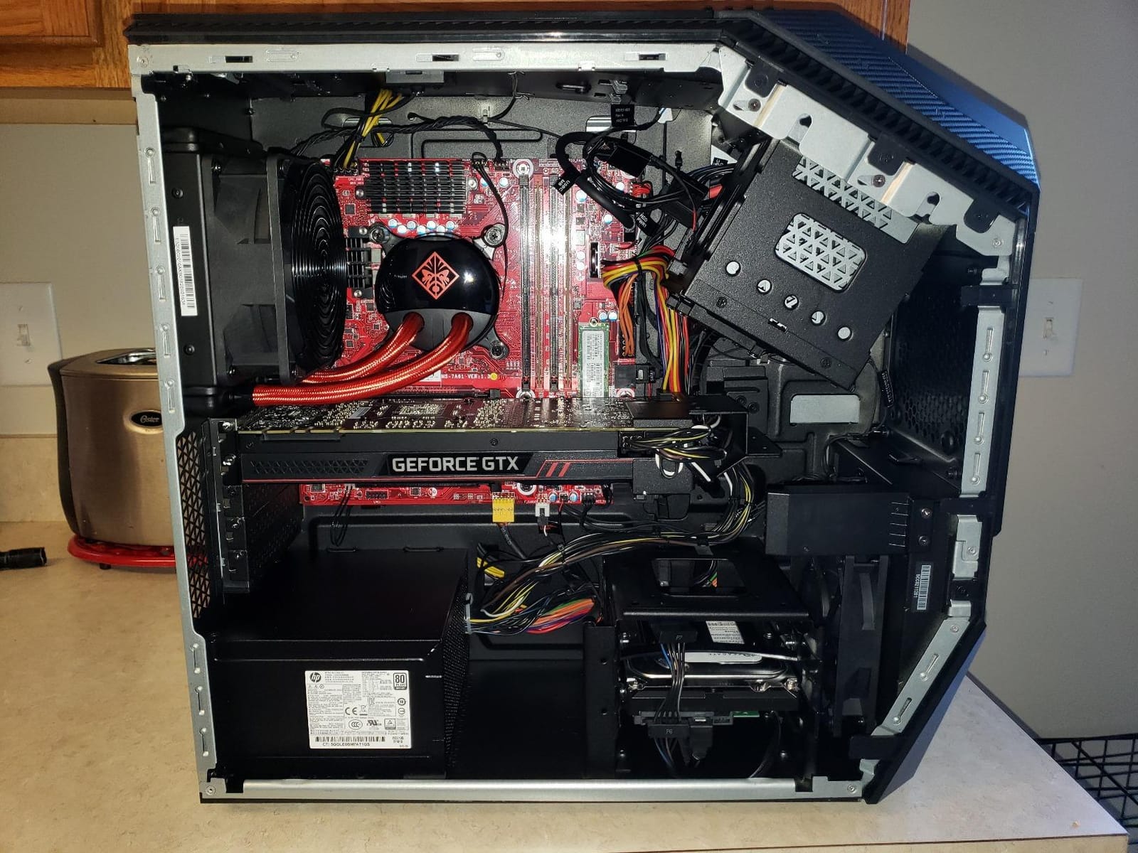 HP Z2 SFF G1i Workstation Desktop, Intel Ultra 5 235, 64GB DDR5, 2TB SSD customer photo 2