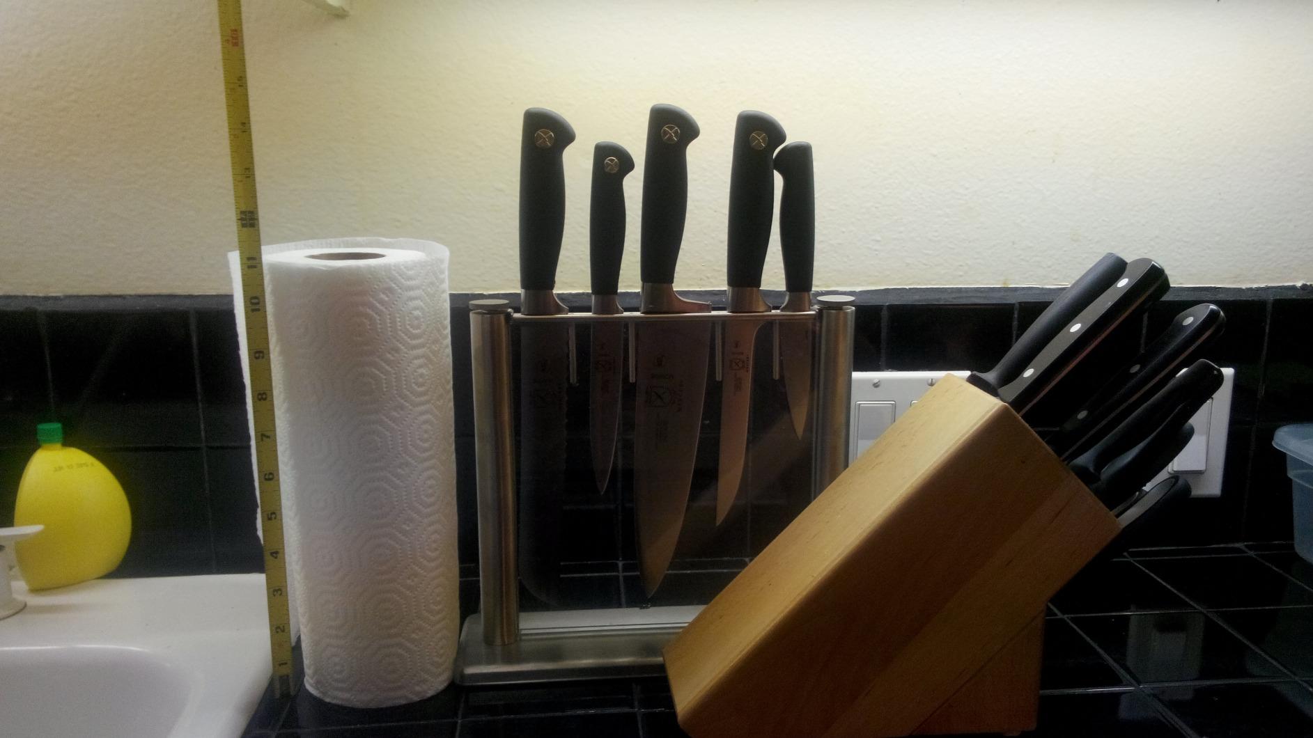 Mercer Culinary M20000 Genesis 6-Piece Forged Knife Block Set, Tempered Glass Block,Black customer photo 2