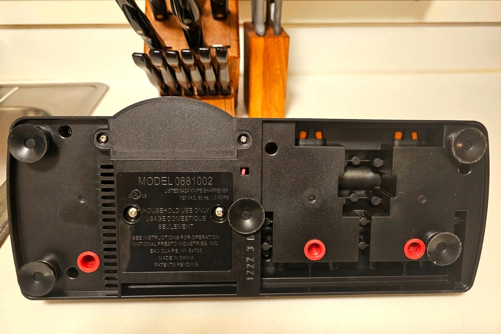 Presto 08810 Professional EverSharp Electric Knife Sharpener customer photo 1