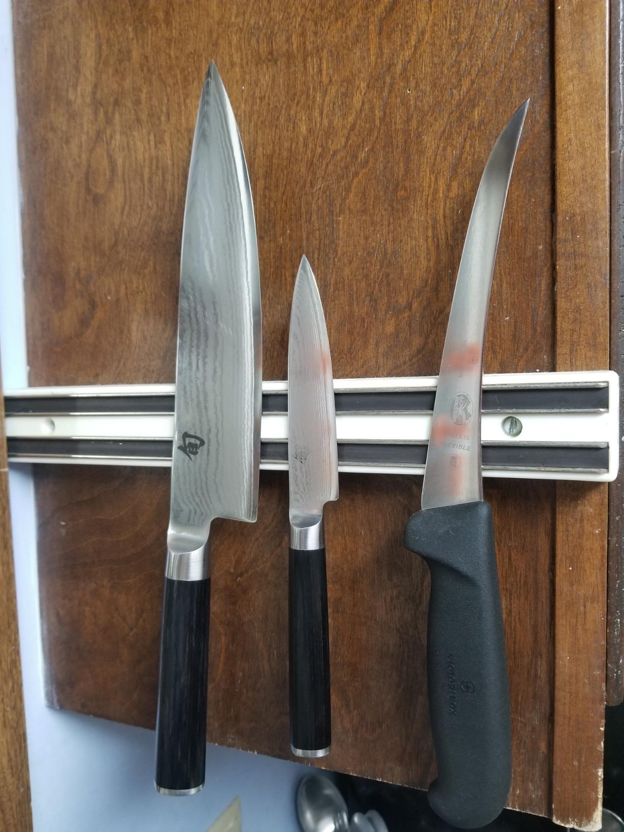 Victorinox Fibrox 6-In Curved Boning & Fillet Knife, Flexible Steel Blade customer photo 1
