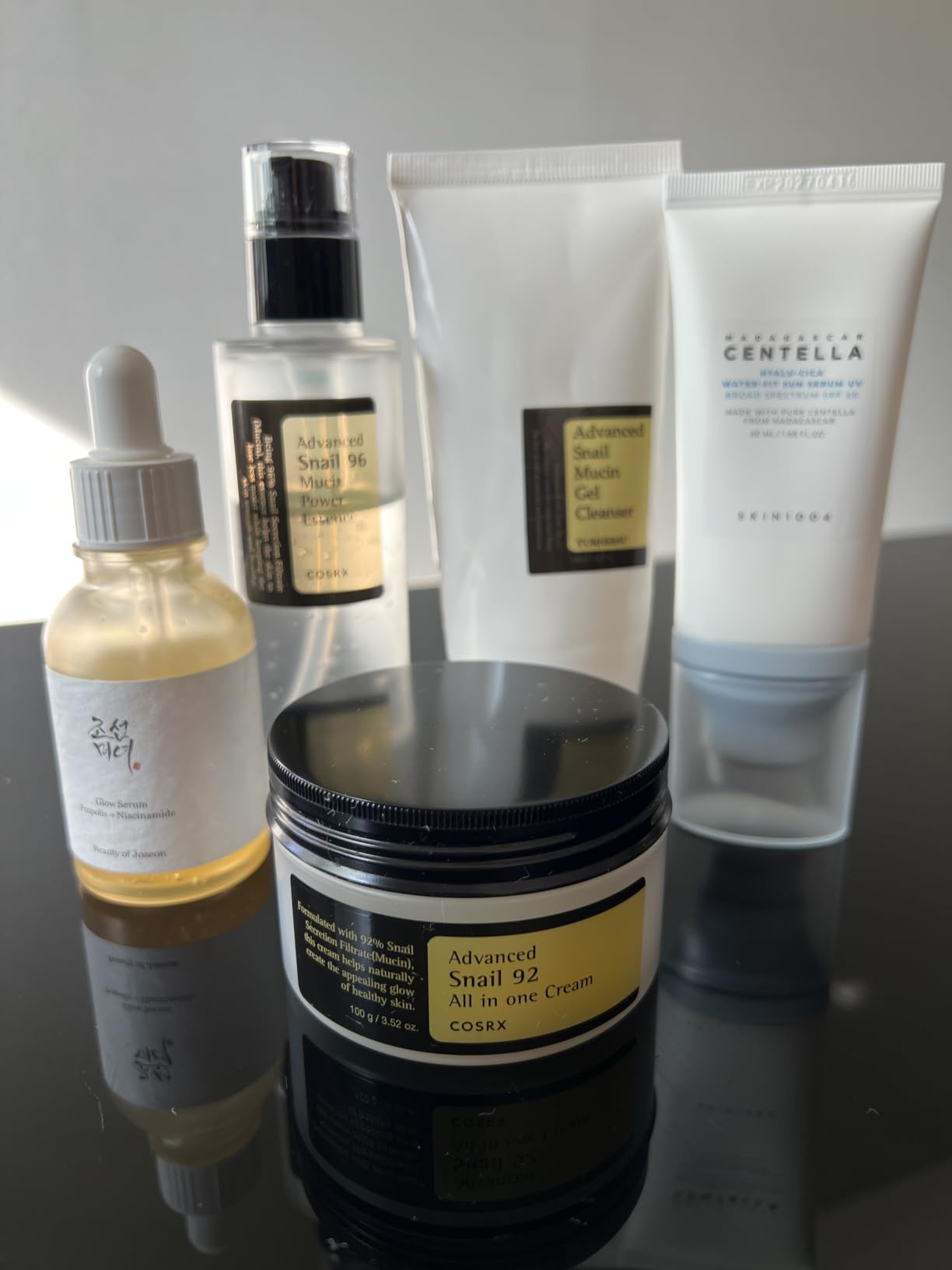 COSRX Snail Mucin 96% Repairing Serum for Sooothing & Hydrating 3.38 oz. customer photo 2