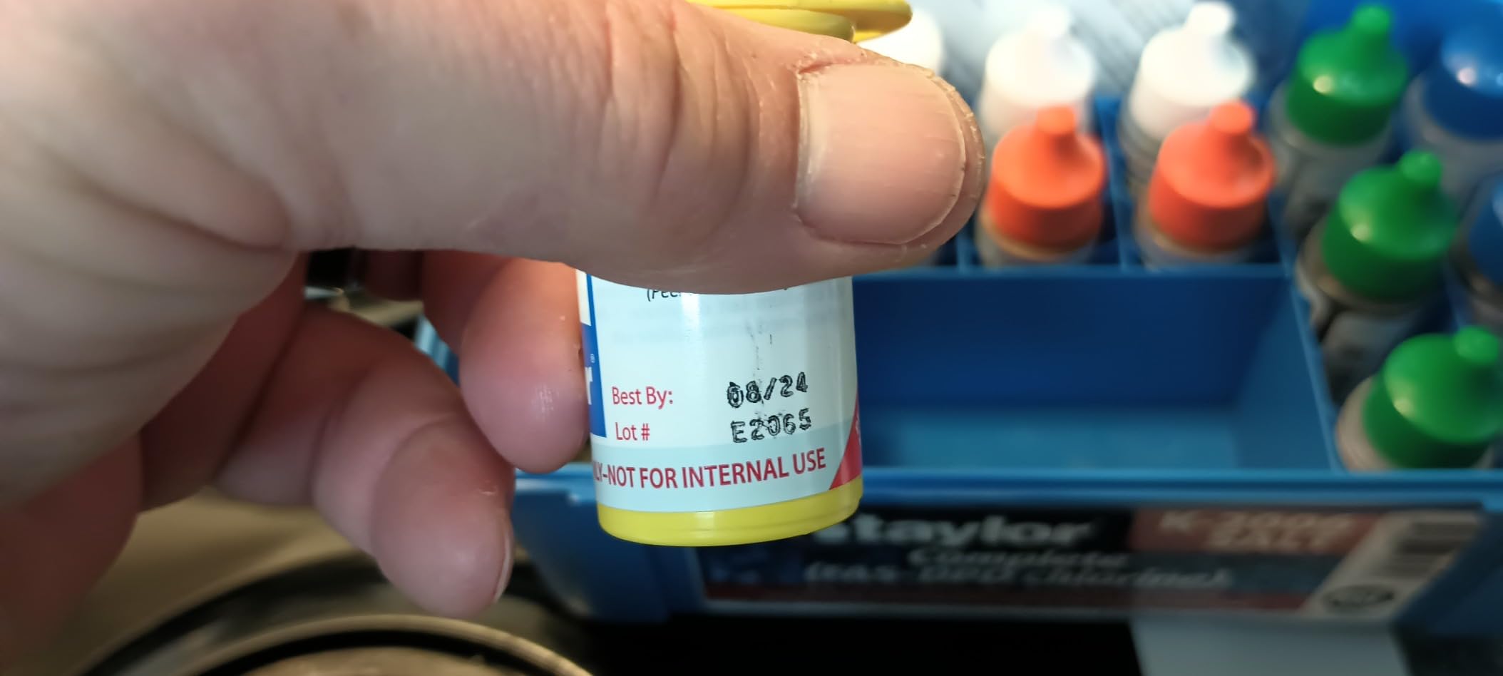 Taylor Technologies K-2006-SALT FAS-DPD, 9-in-1 Saltwater Pool Test Kit customer photo 2