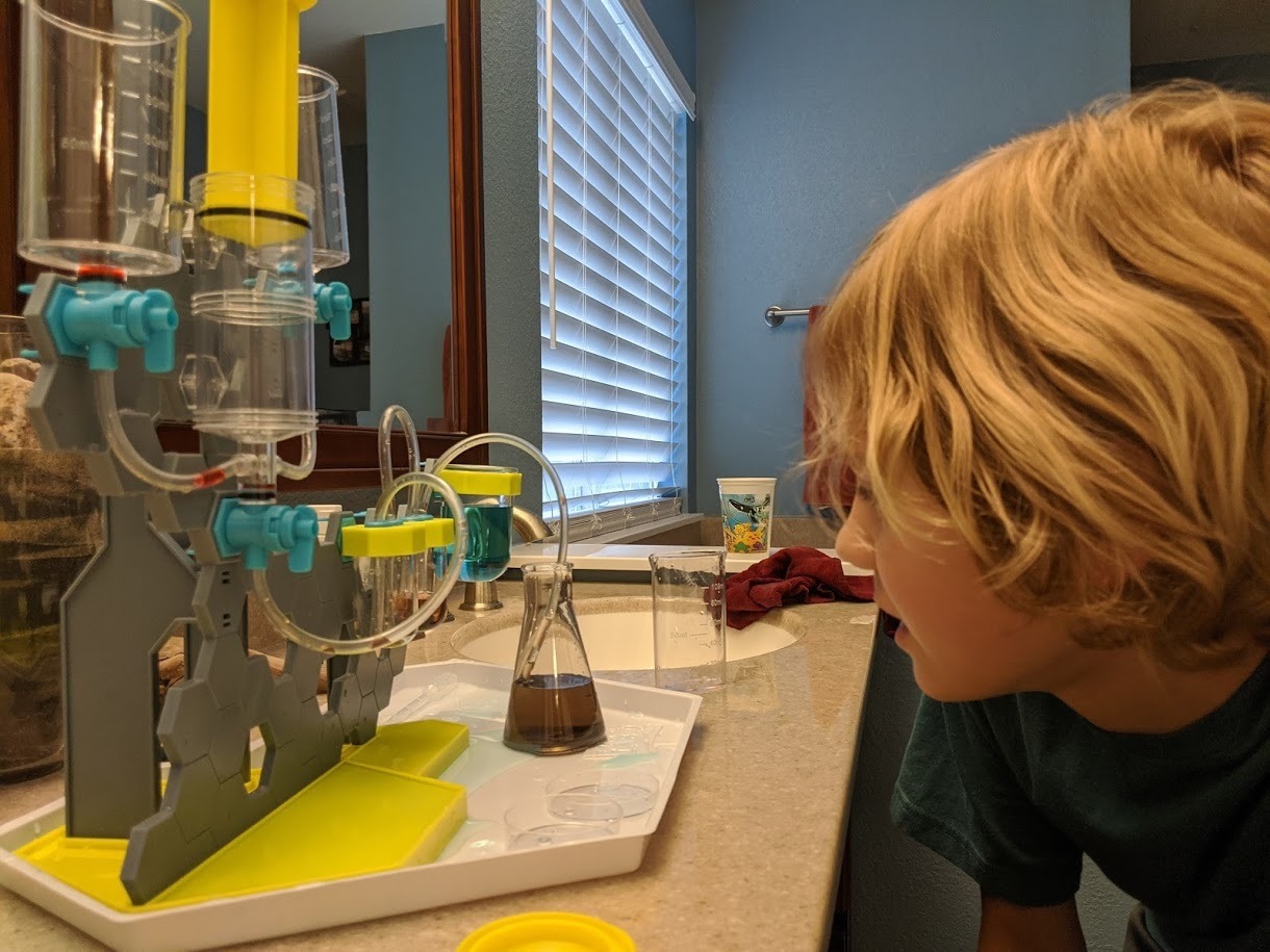 SMARTLAB Toys Ultimate Secret Formula Lab with 40 Experiments customer photo 1
